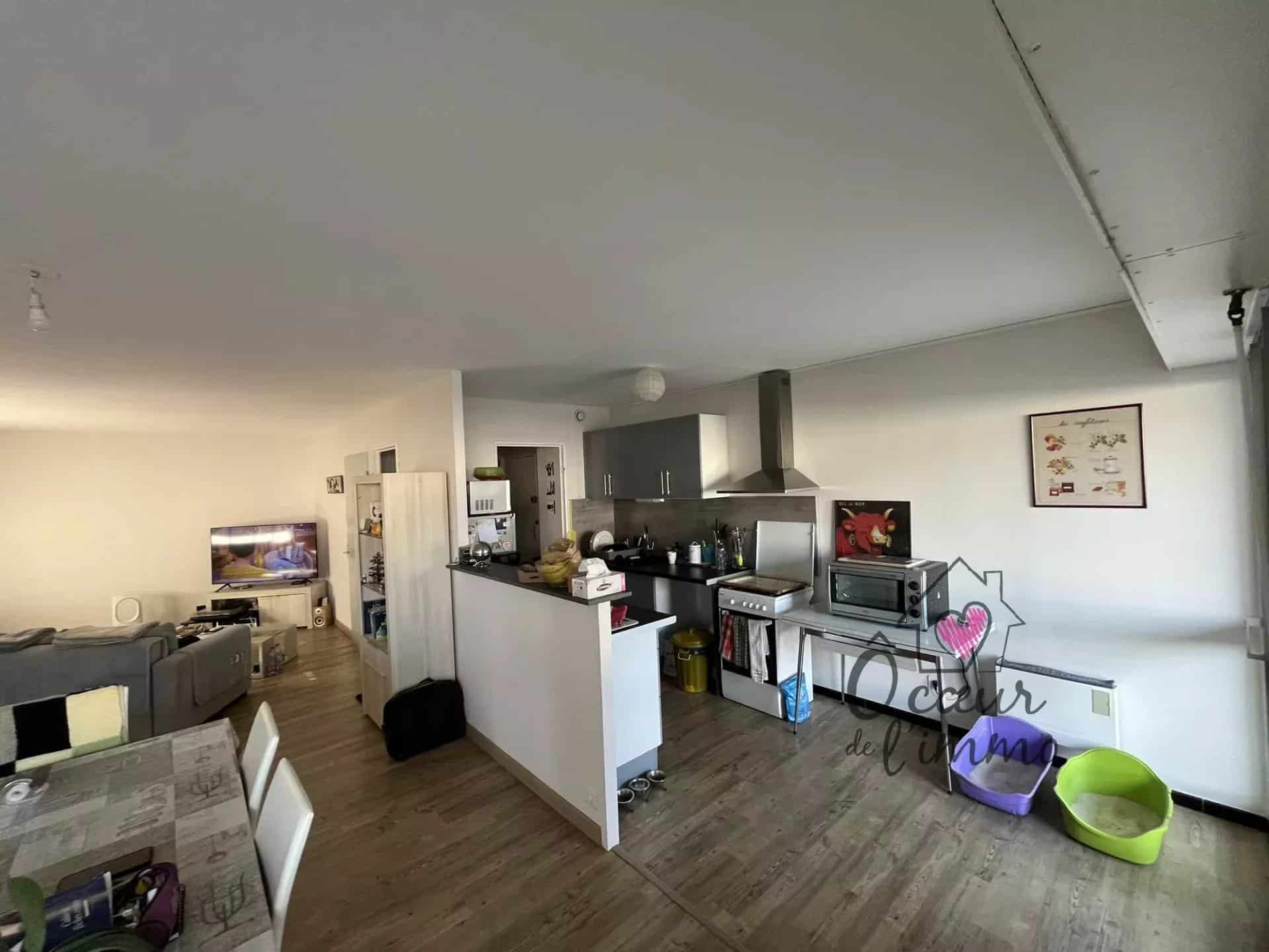 CHOLET APPARTEMENT T3 QUARTIER LORRAINE CALINS