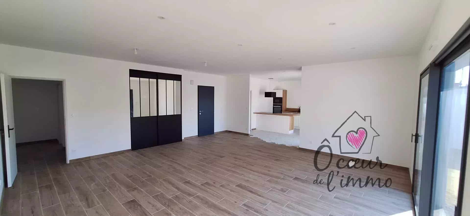 Plain pied de 2024 : 119 m2 + garage.