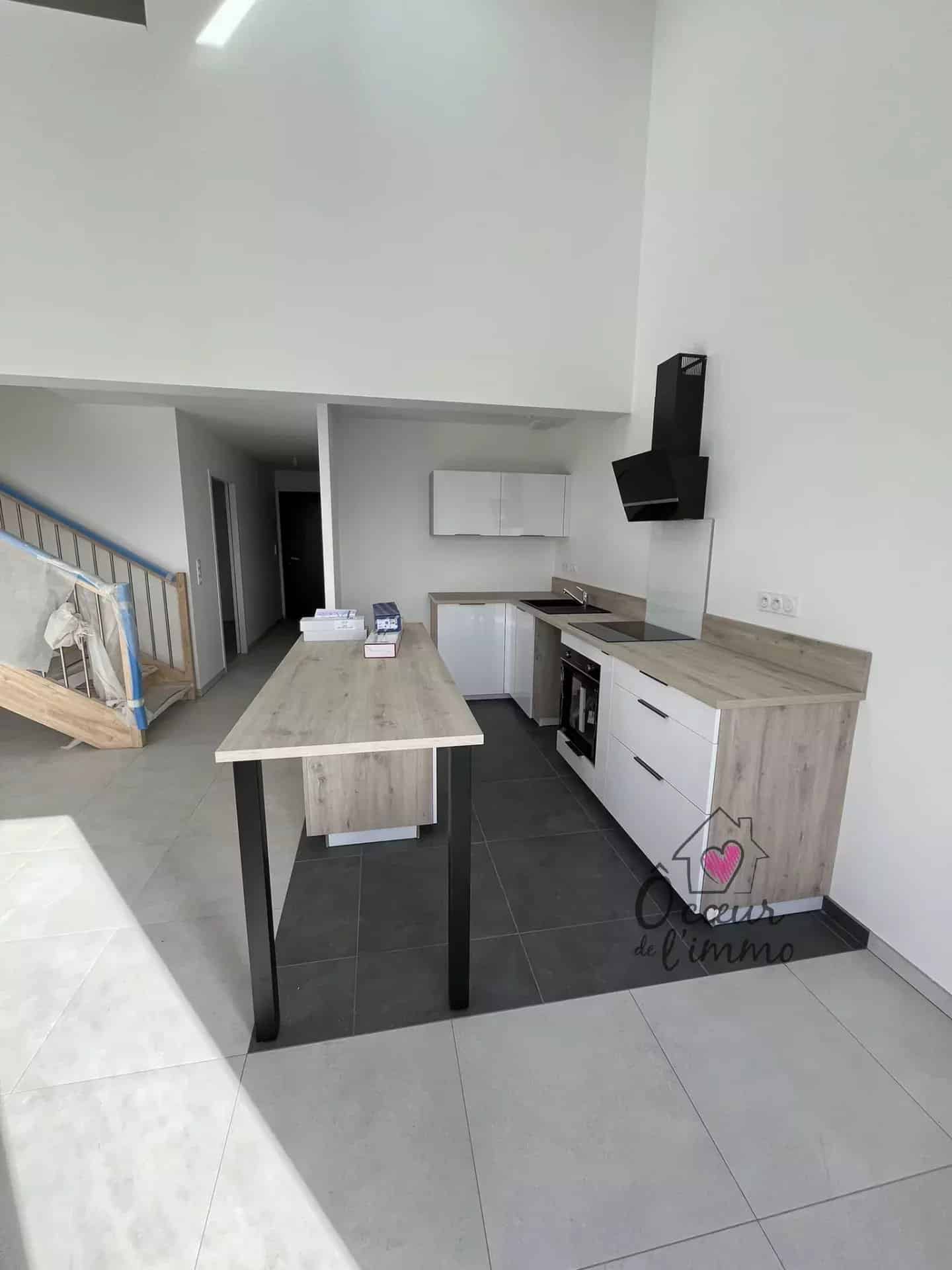 CHOLET APPARTEMENT T4