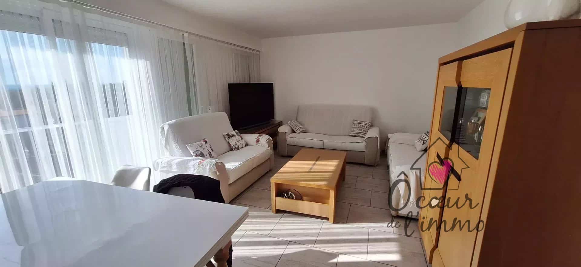 Appartement type 5 proche centre ville.