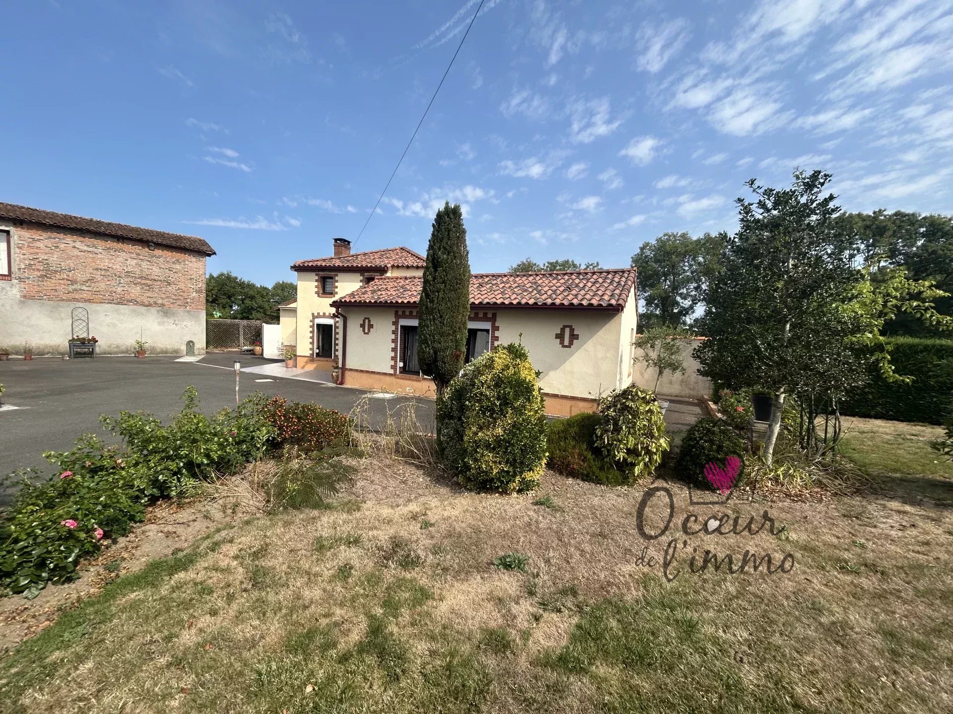 MAISON EN CAMPAGNE