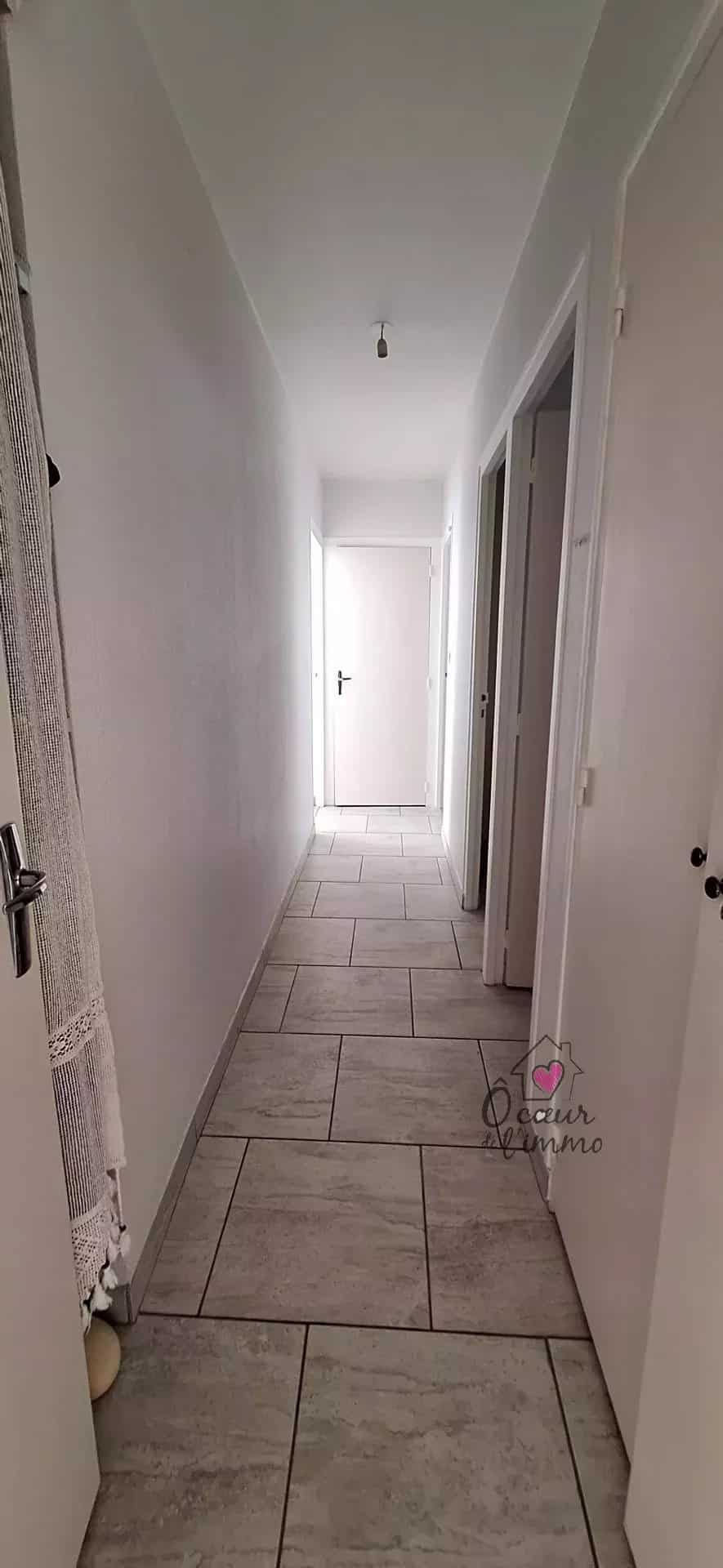 Appartement type 5 proche centre ville.