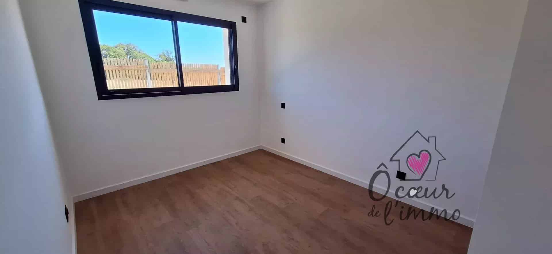 Nouveau :  Plain pied 4 chambres :144m2 + garage