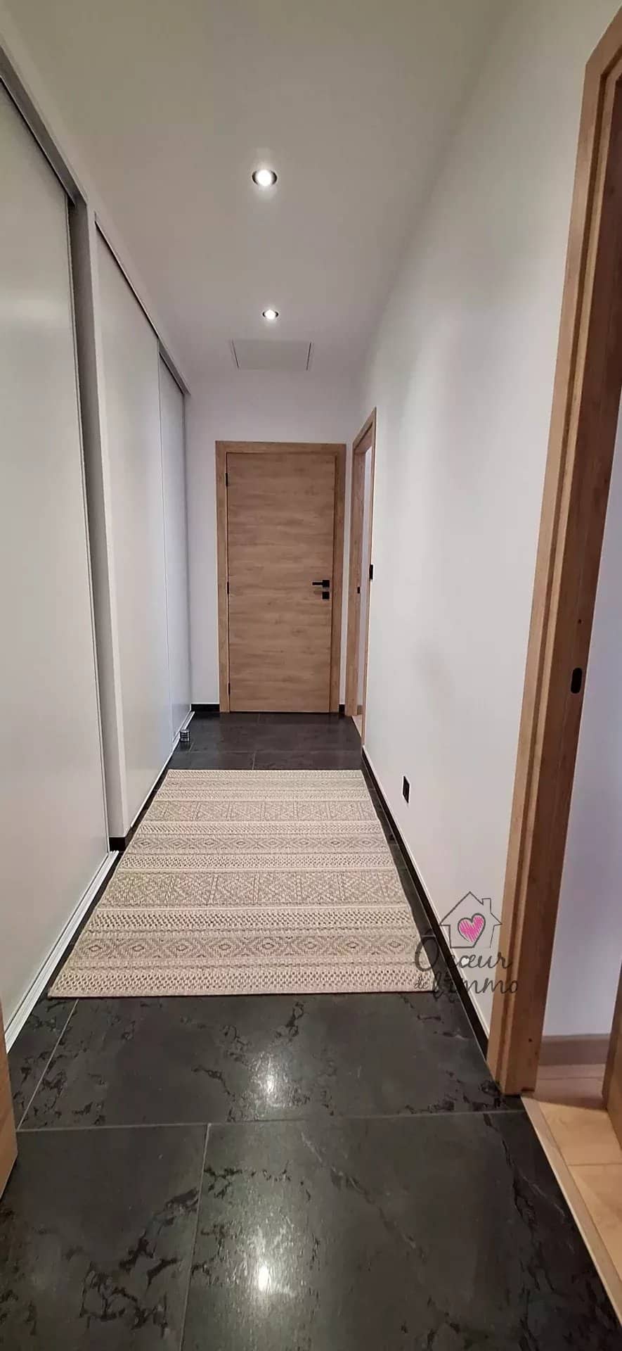 Plain pied 5 chambres 166m2 + garage.