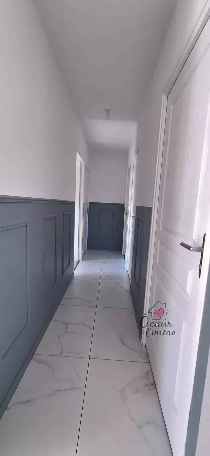 Plain pied de 2022 : 3 chambres  + garage.