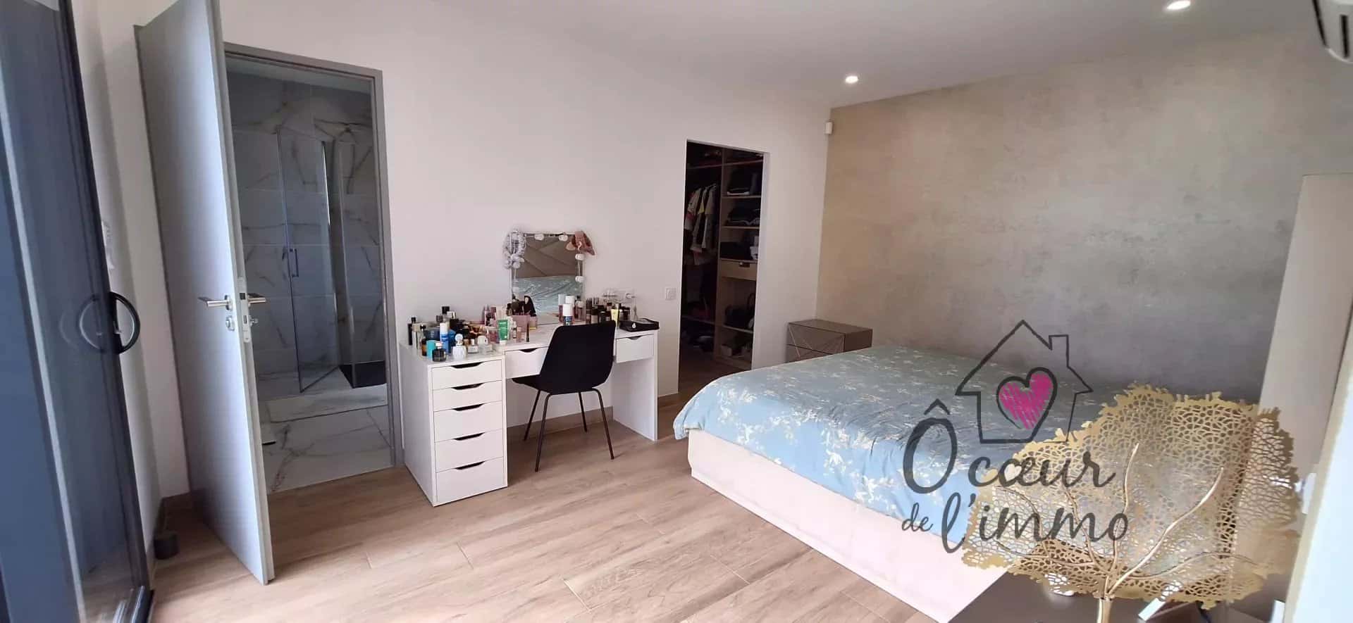 Maison  moderne : 4 chambres + garage