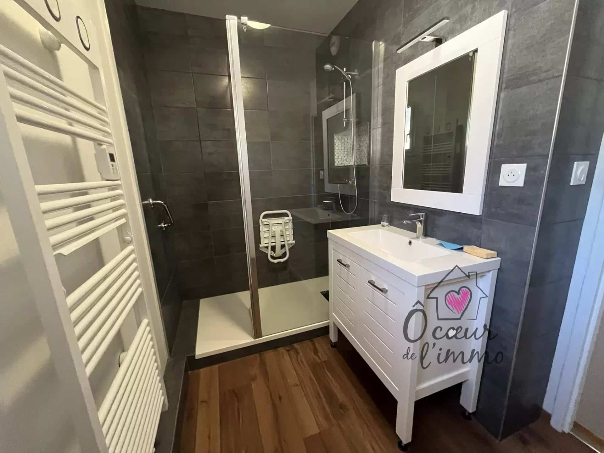 CHOLET APPARTEMENT T3