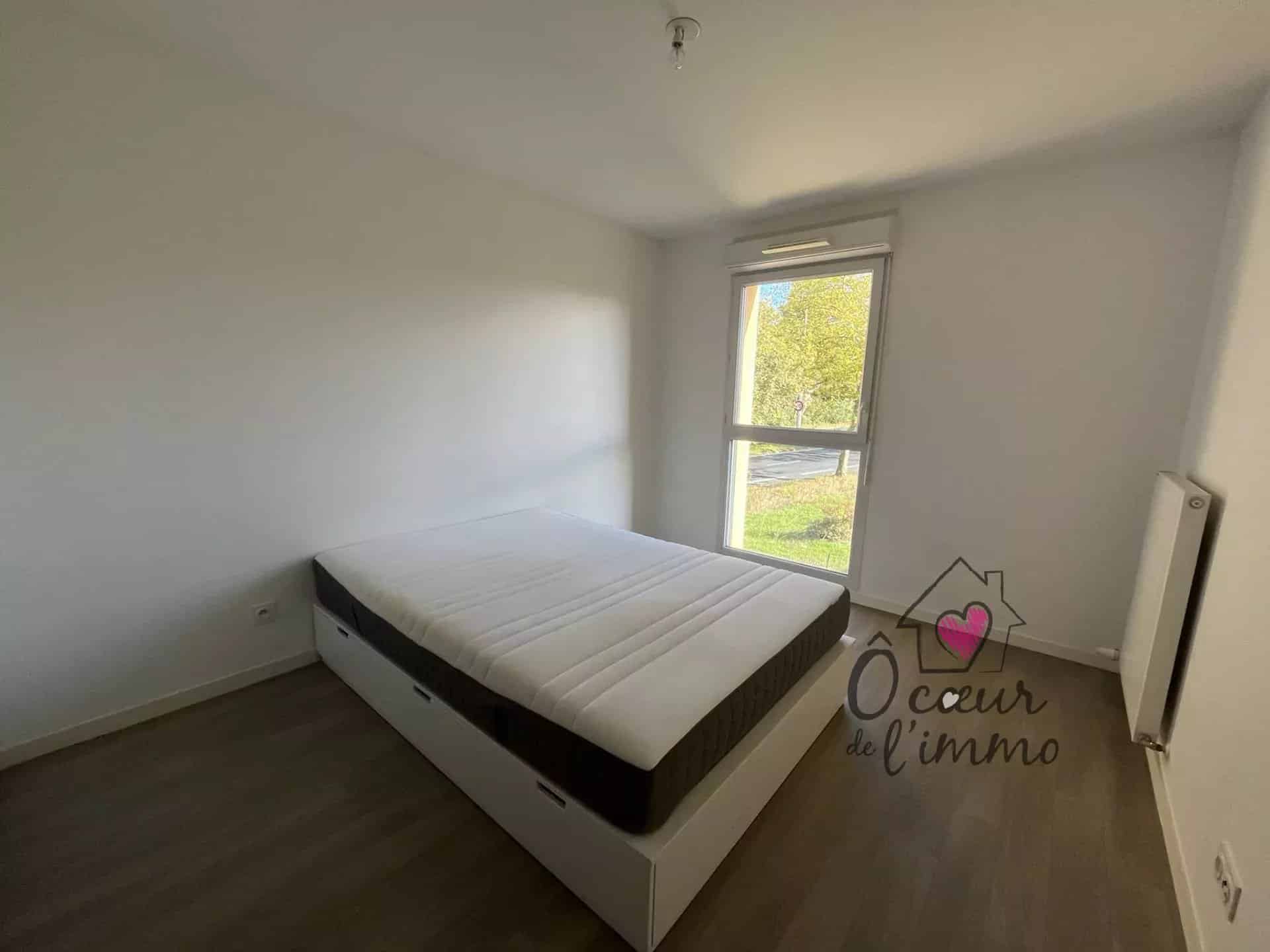 CHOLET – VAL DE MOINE – T2 MEUBLE avec parking