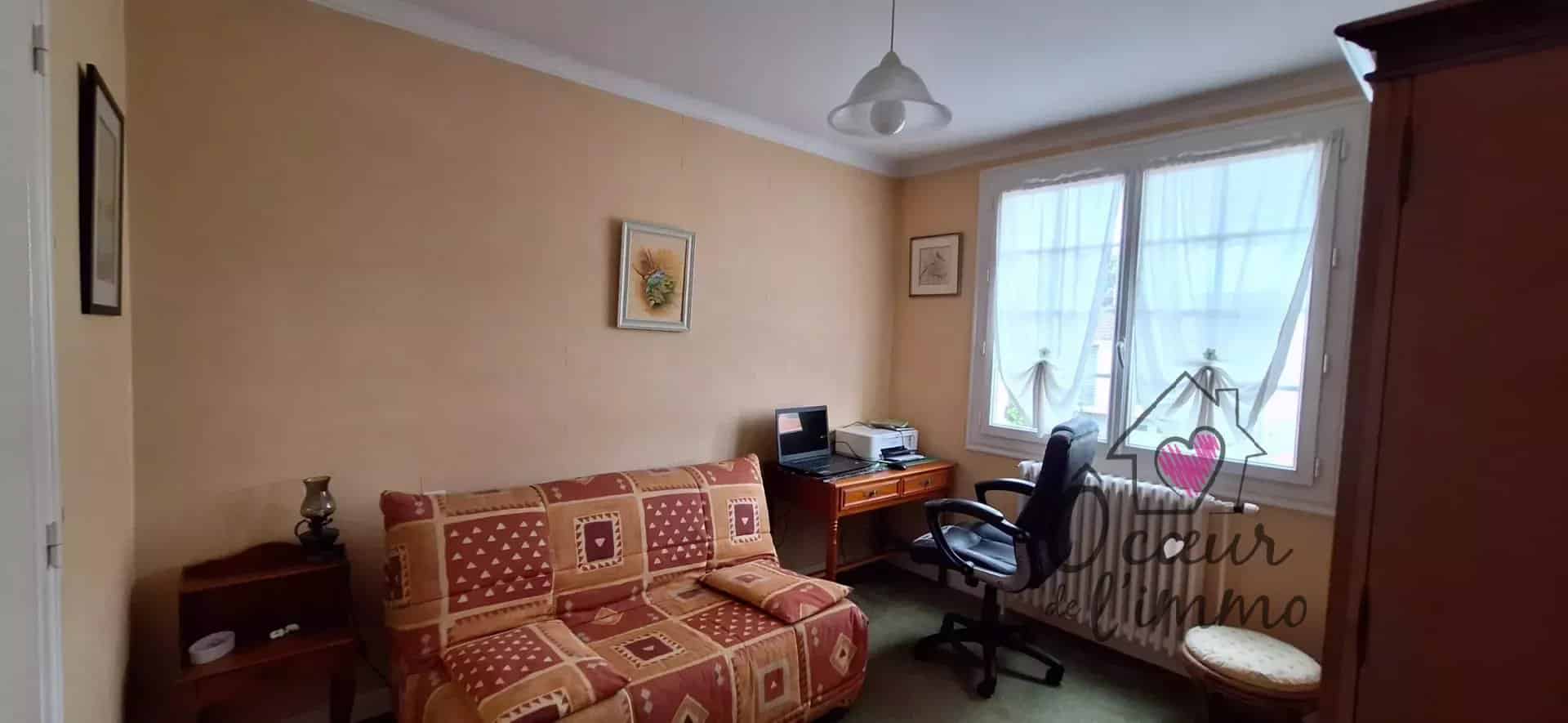 Maison 132 m2  4 chambres + garage sous sol.