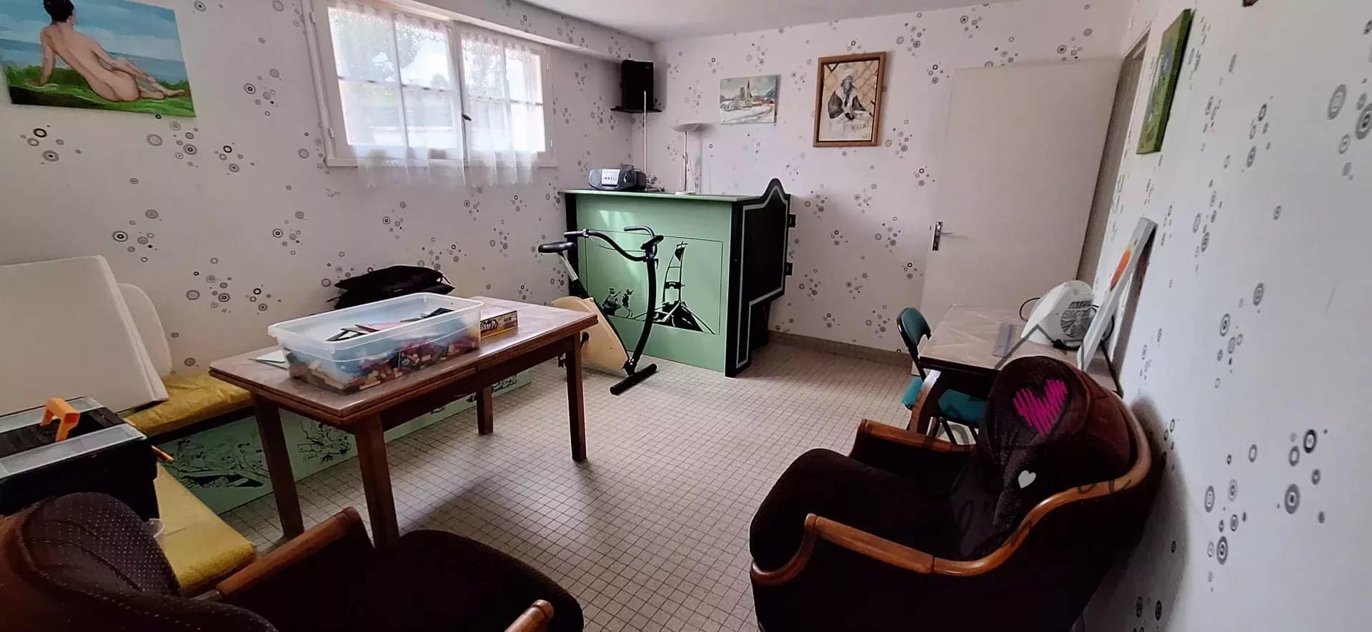 Maison 132 m2  4 chambres + garage sous sol.