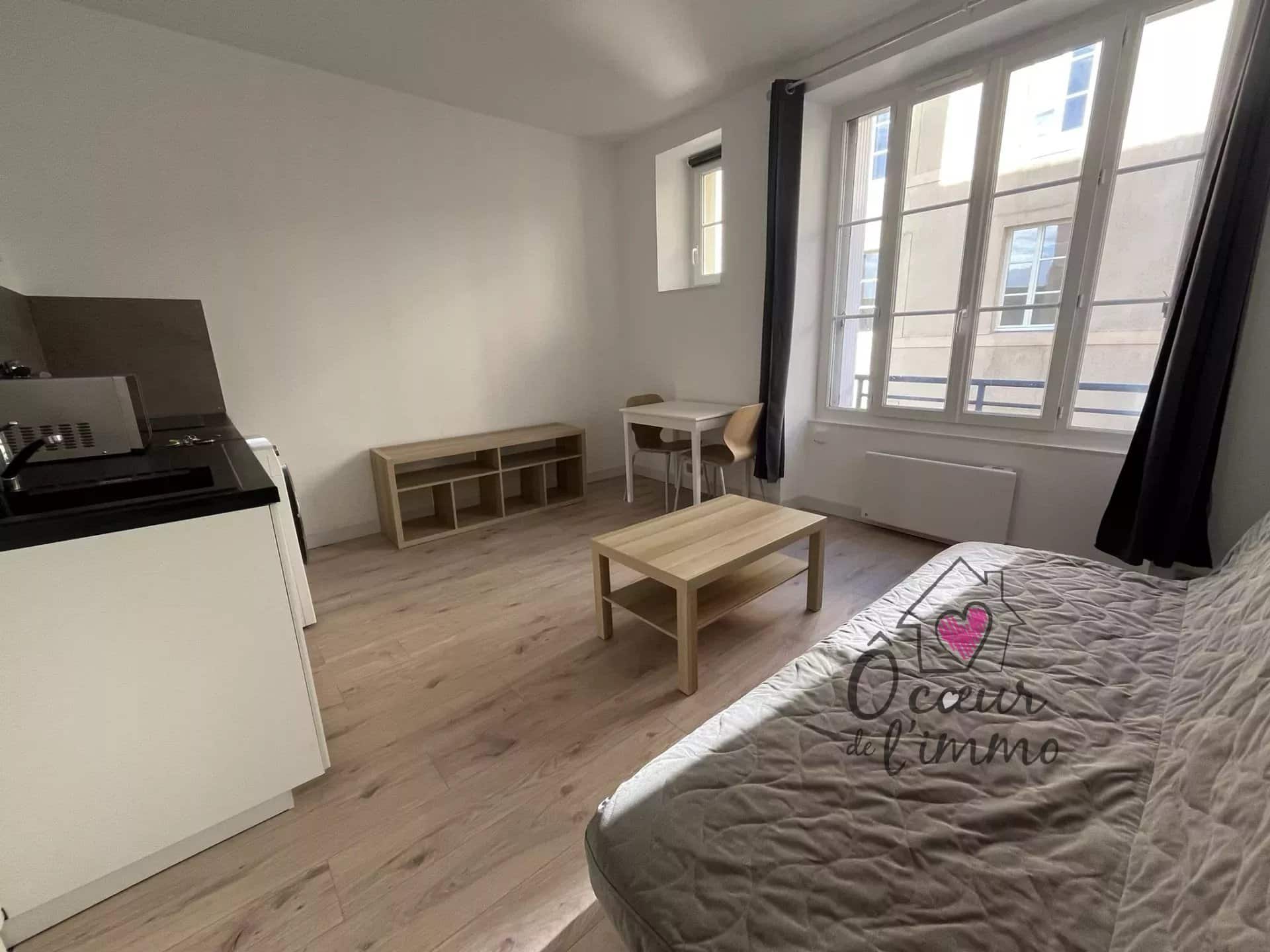 CENTRE VILLE CHOLET T2 MEUBLE 1ER ETAGE