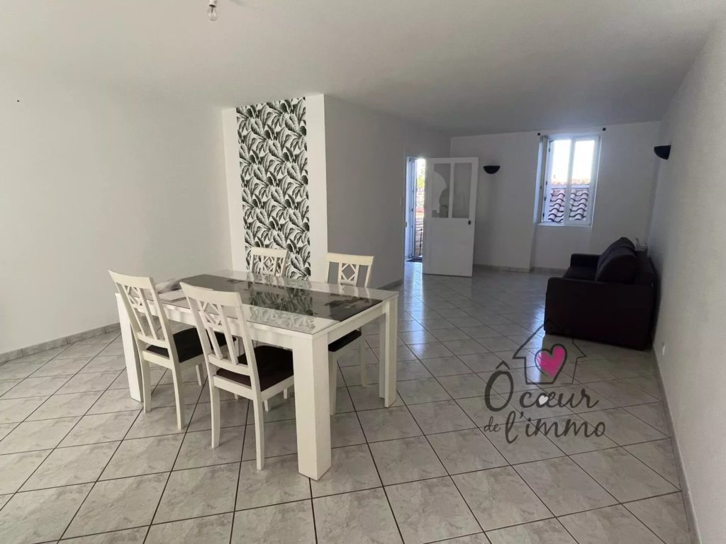 AXE CHOLET-NANTES , MAISON T3  MEUBLEE