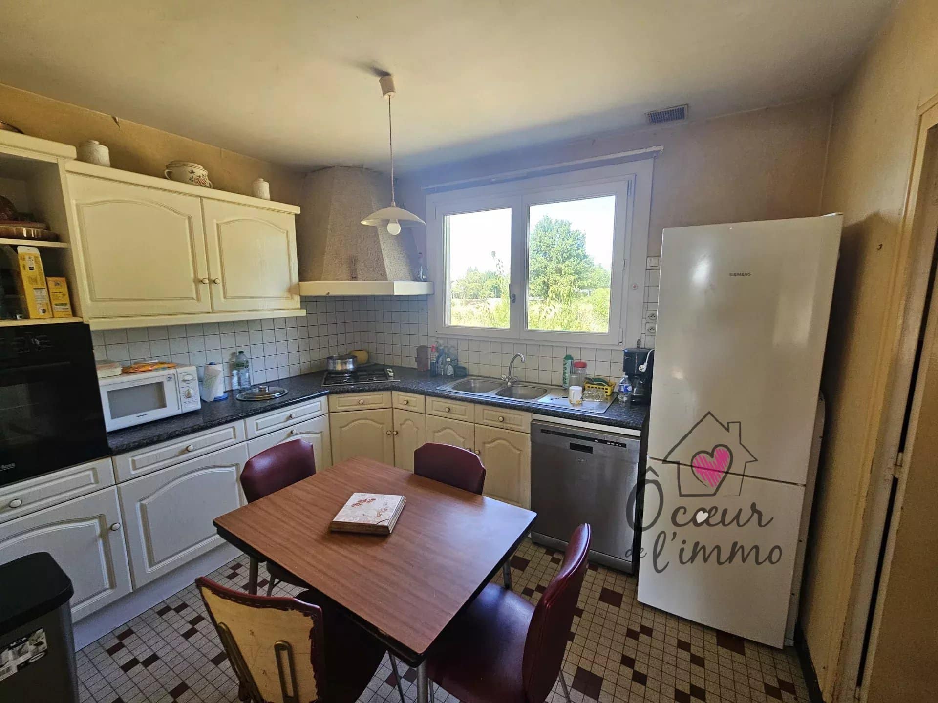 OPPORTUNITÉ À SAISIR – PAVILLON AVEC FORT POTENTIEL !