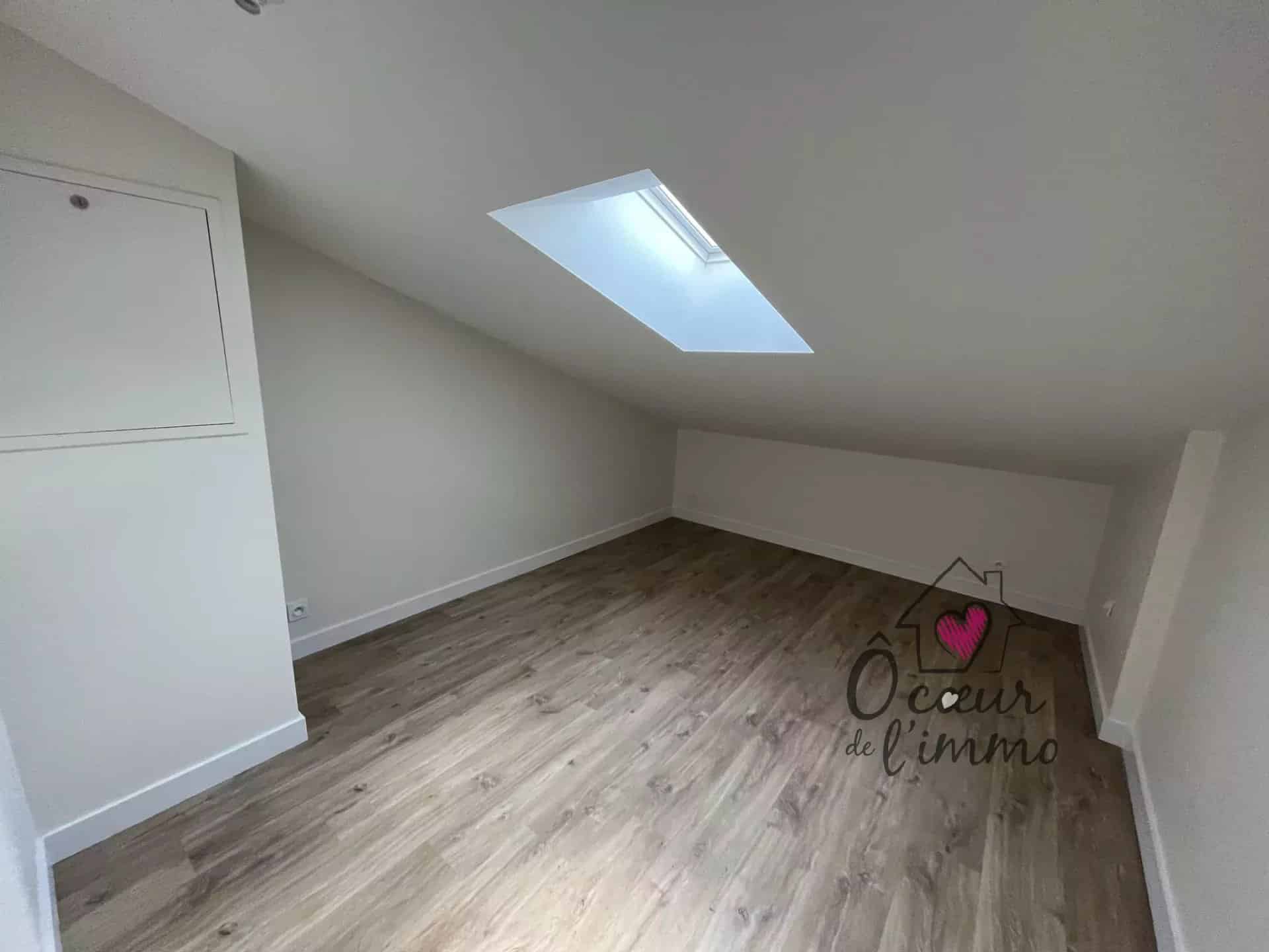 CHOLET- CENTRE VILLE MAISON T5