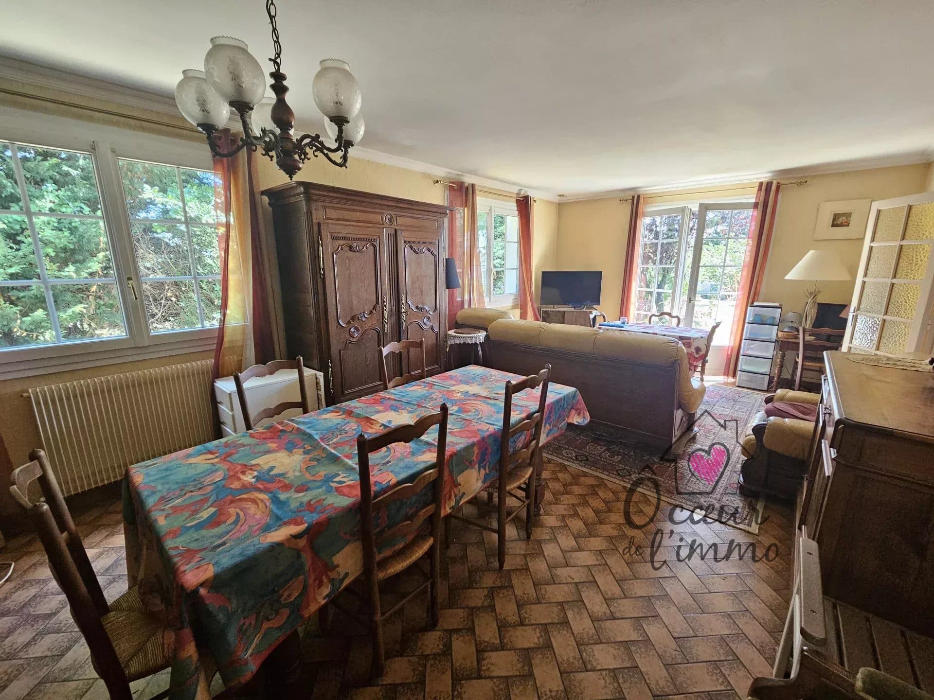 OPPORTUNITÉ À SAISIR – PAVILLON AVEC FORT POTENTIEL !