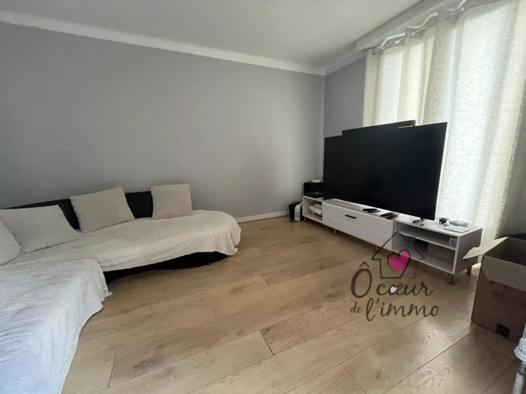 CHOLET QUARTIE TUILERIE-LECLERC – PAVILLON /SS-SOL 3 CH