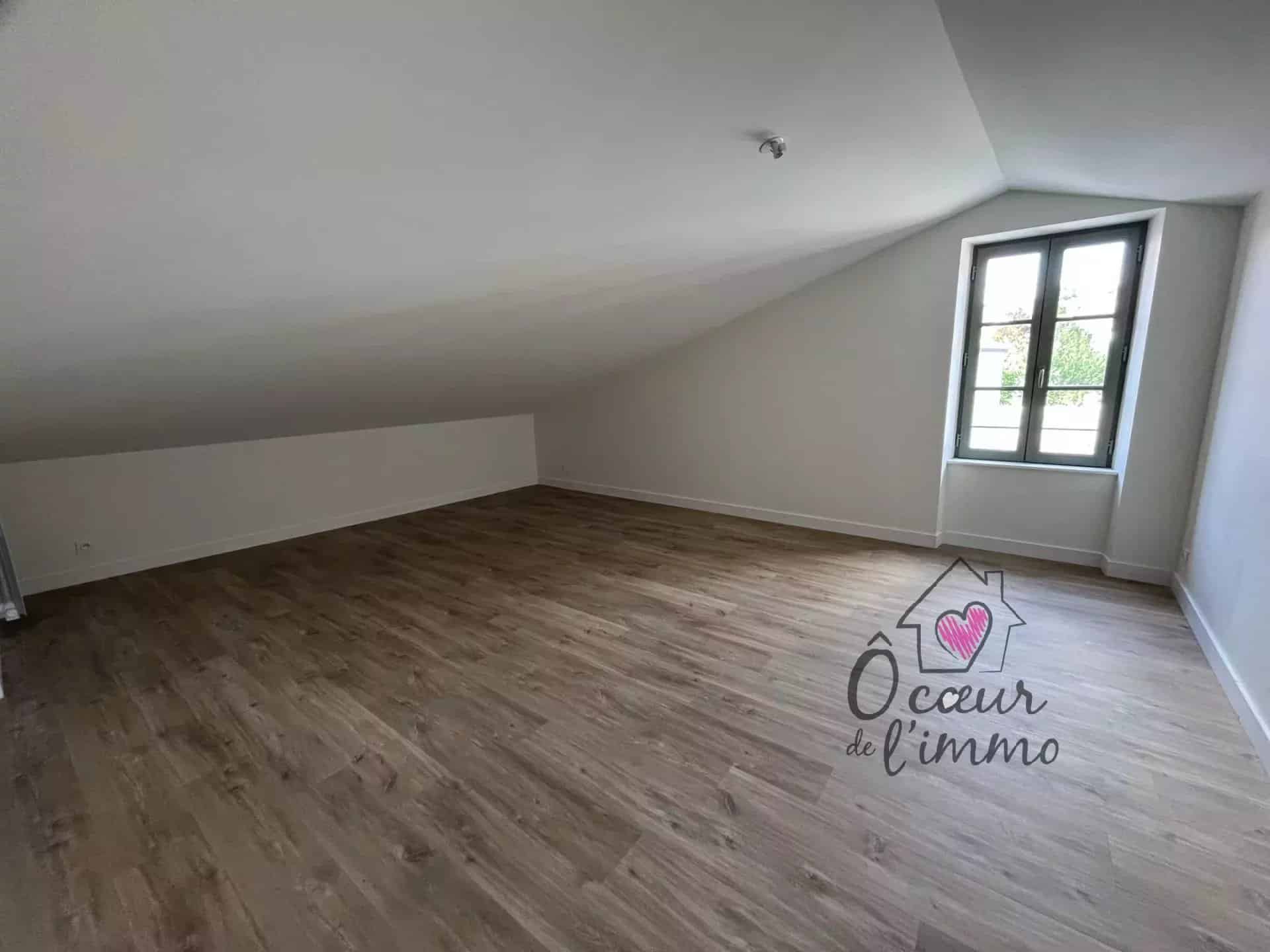 CHOLET- CENTRE VILLE MAISON T5