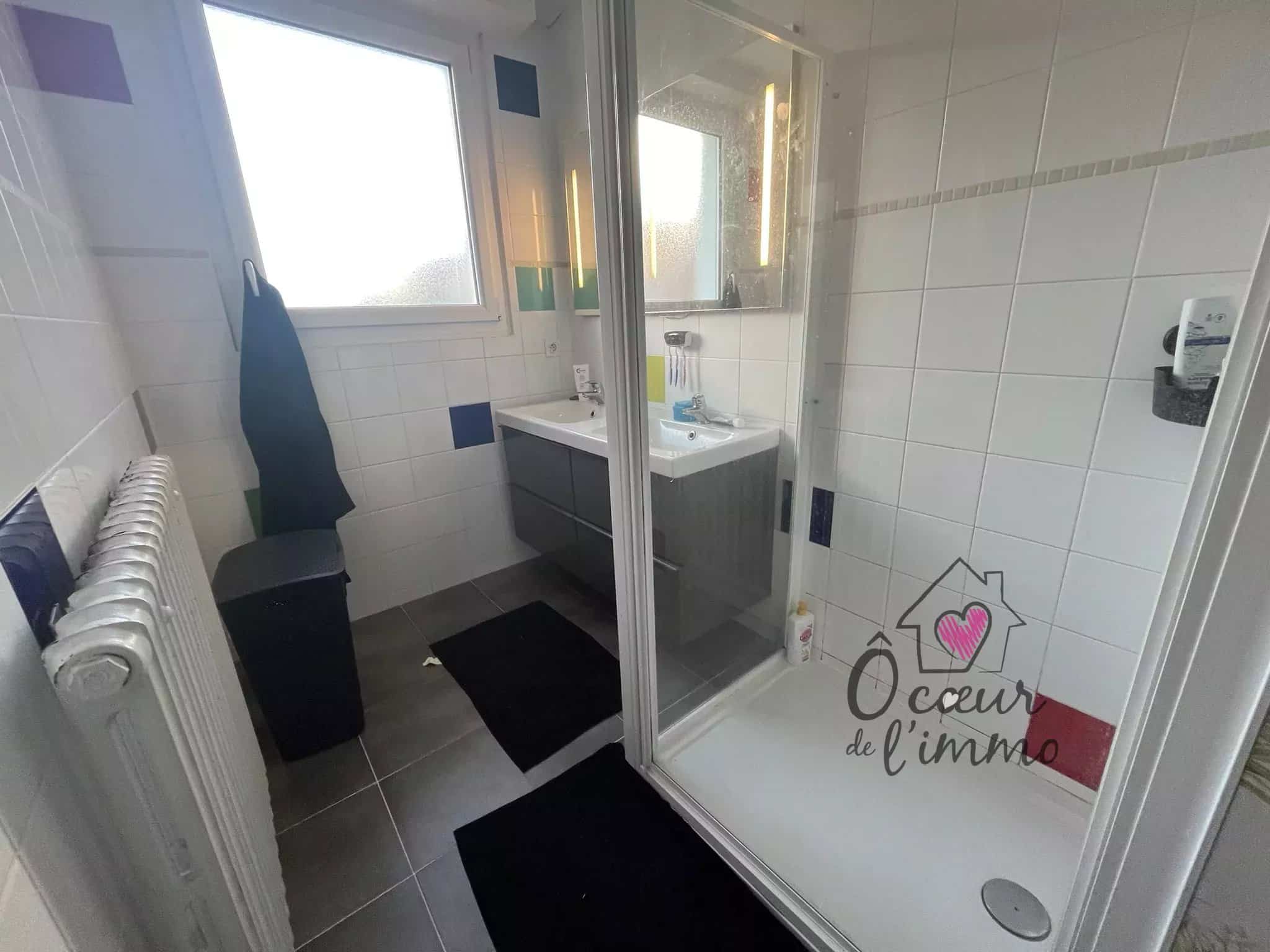 CHOLET QUARTIE TUILERIE-LECLERC – PAVILLON /SS-SOL 3 CH