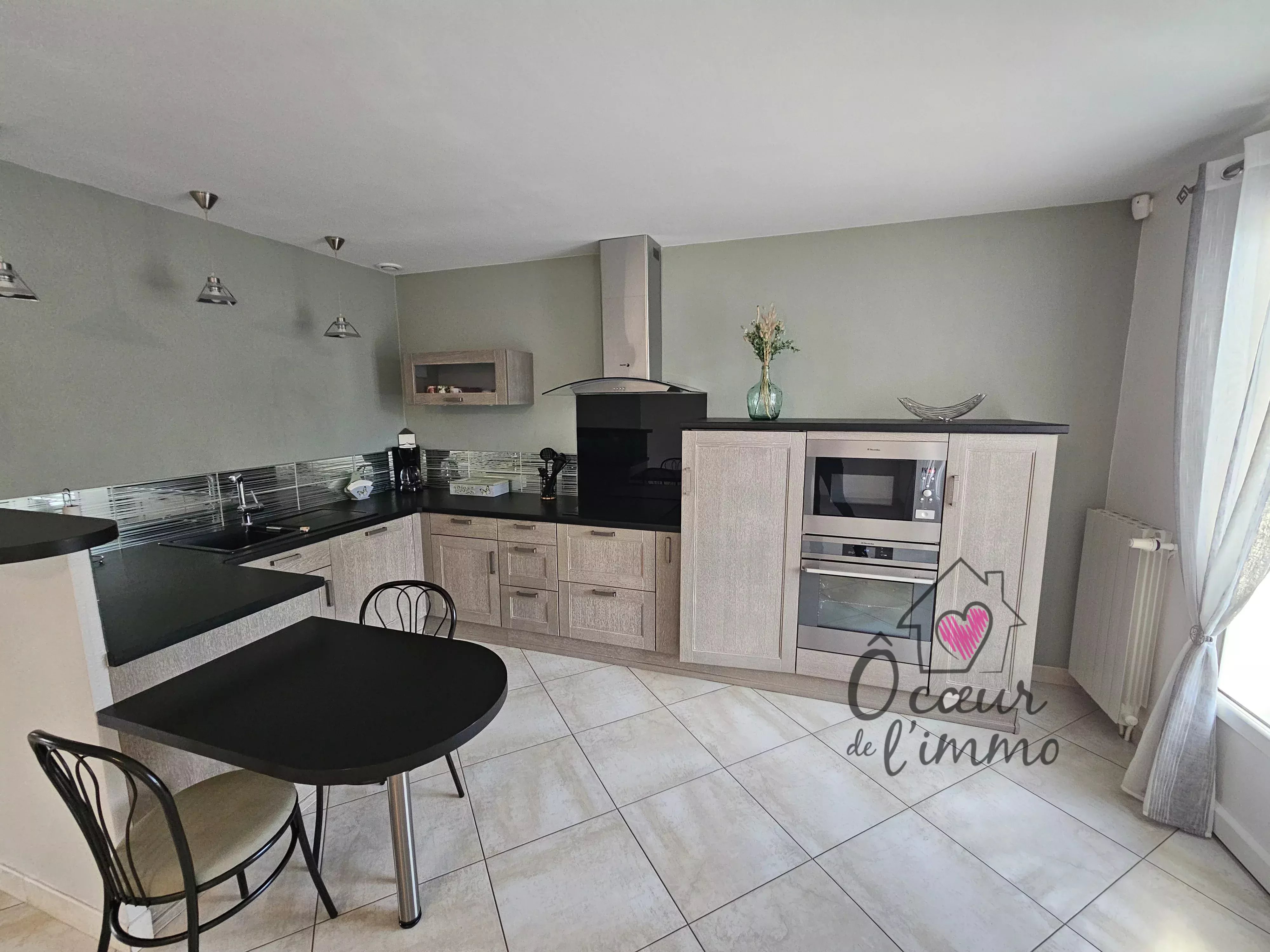 PAVILLON INDEPENDANT