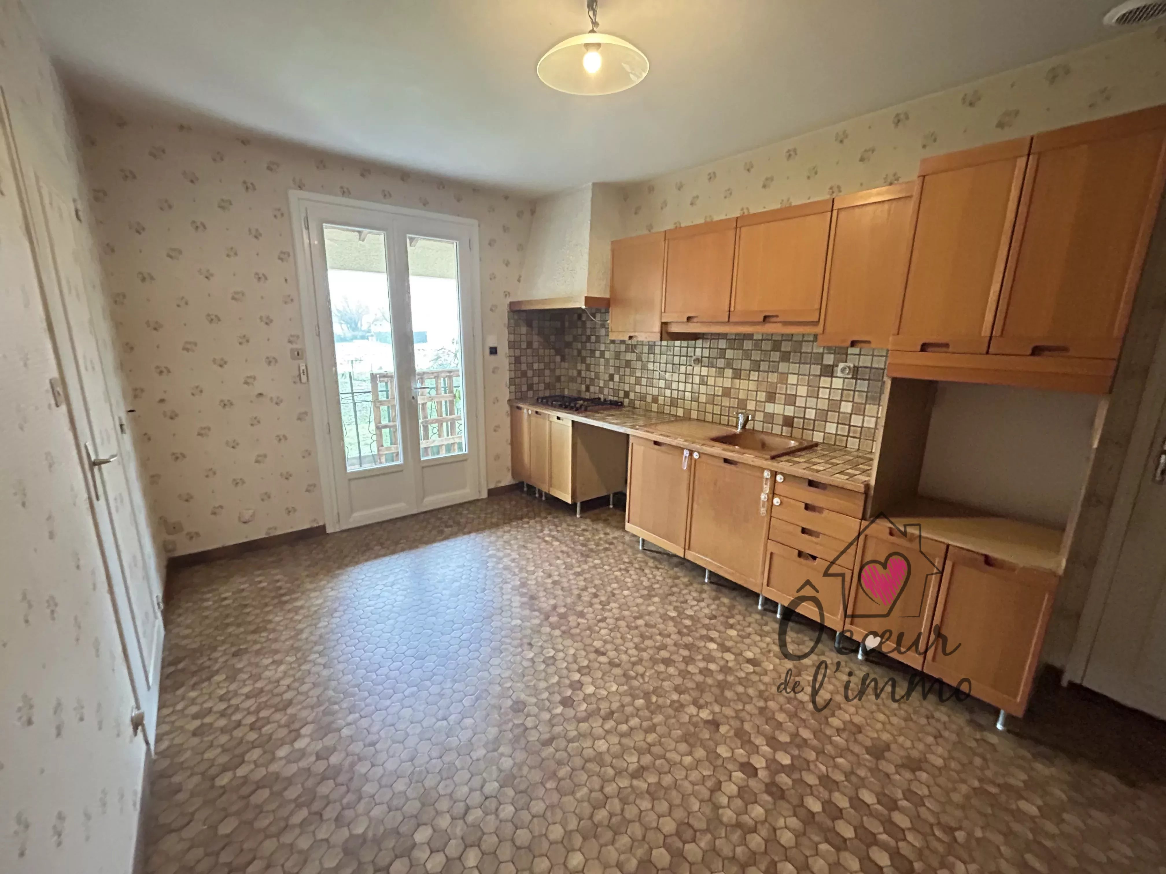 PAVILLON SUR SOUS SOL de 108M²