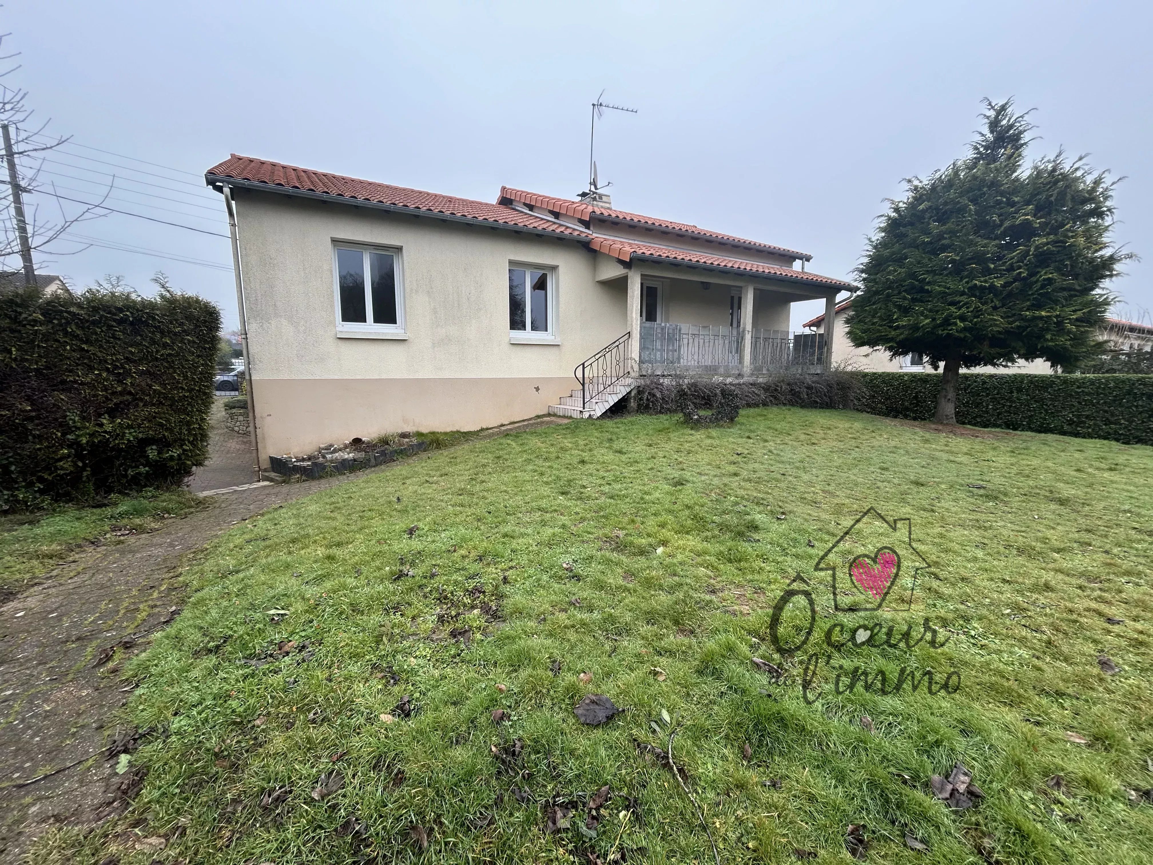 PAVILLON SUR SOUS SOL de 108M²