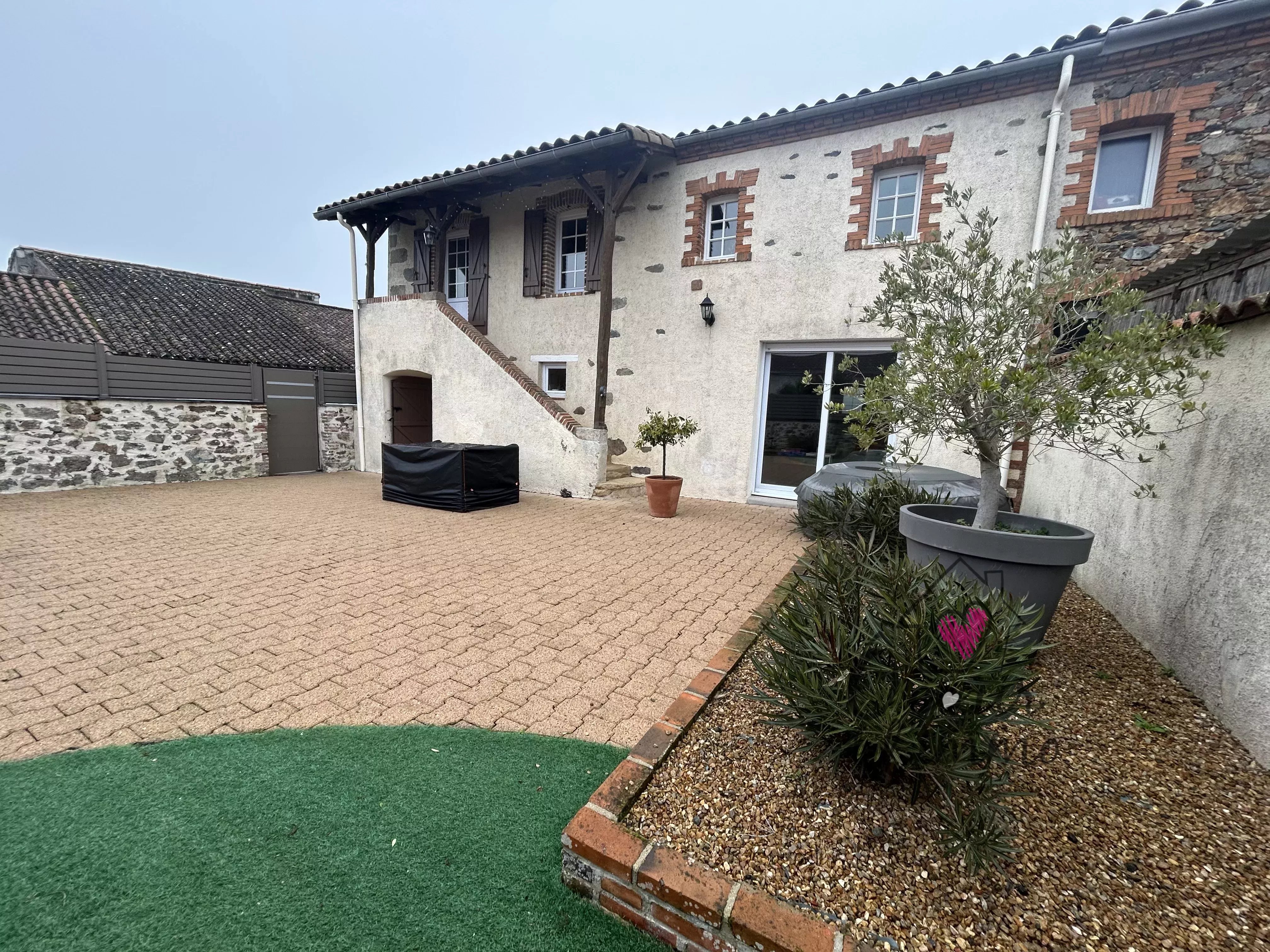 MAISON ANCIENNE RENOVEE