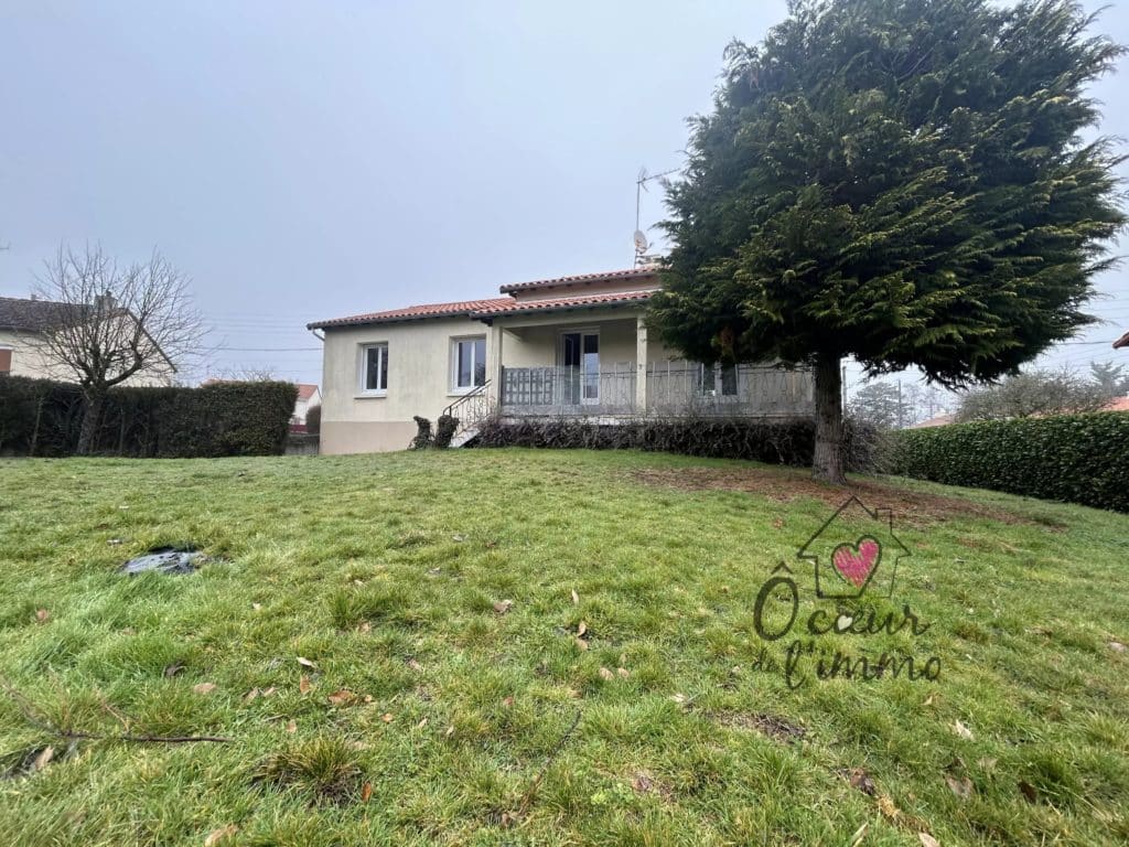 PAVILLON SUR SOUS SOL de 108M²