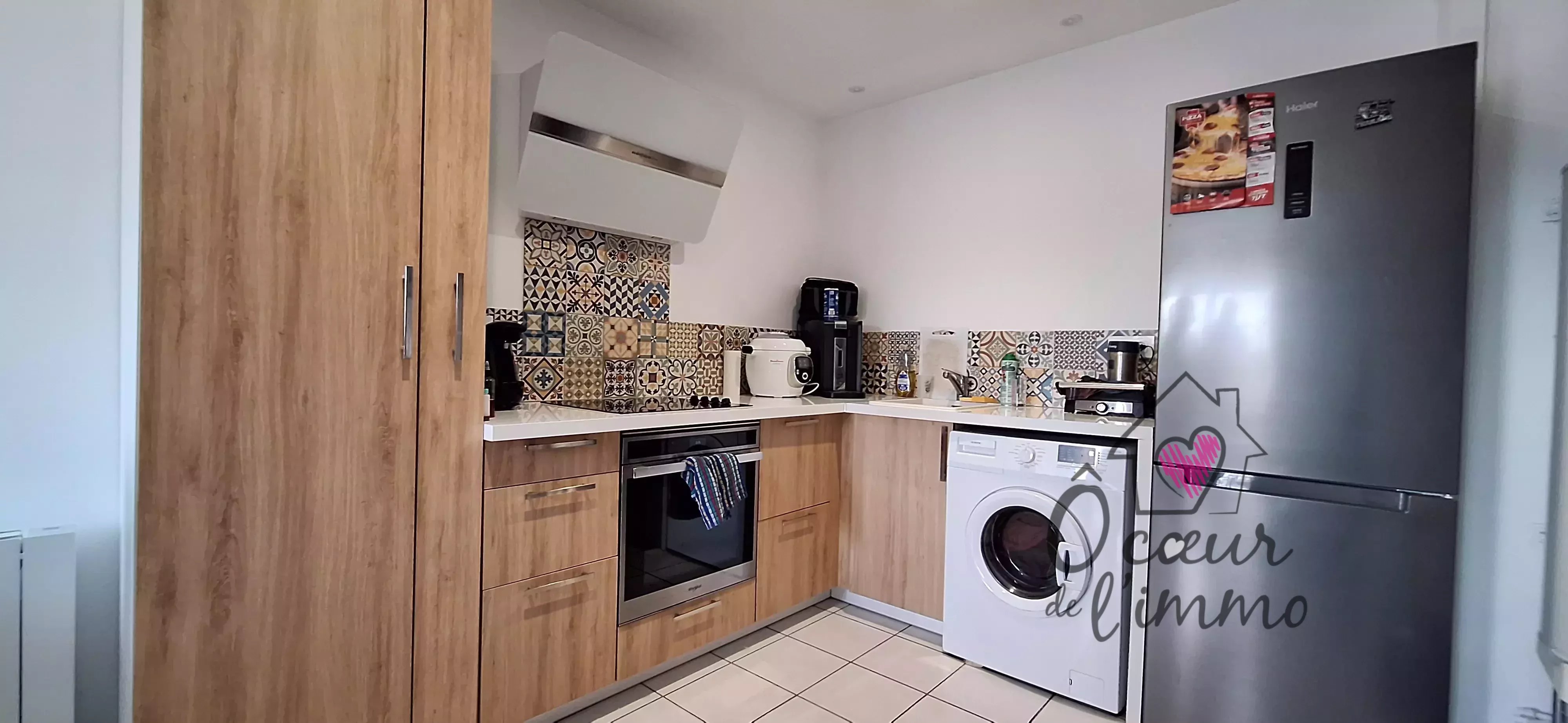 Appartement T2 de 2005  + stationnement  privatif.