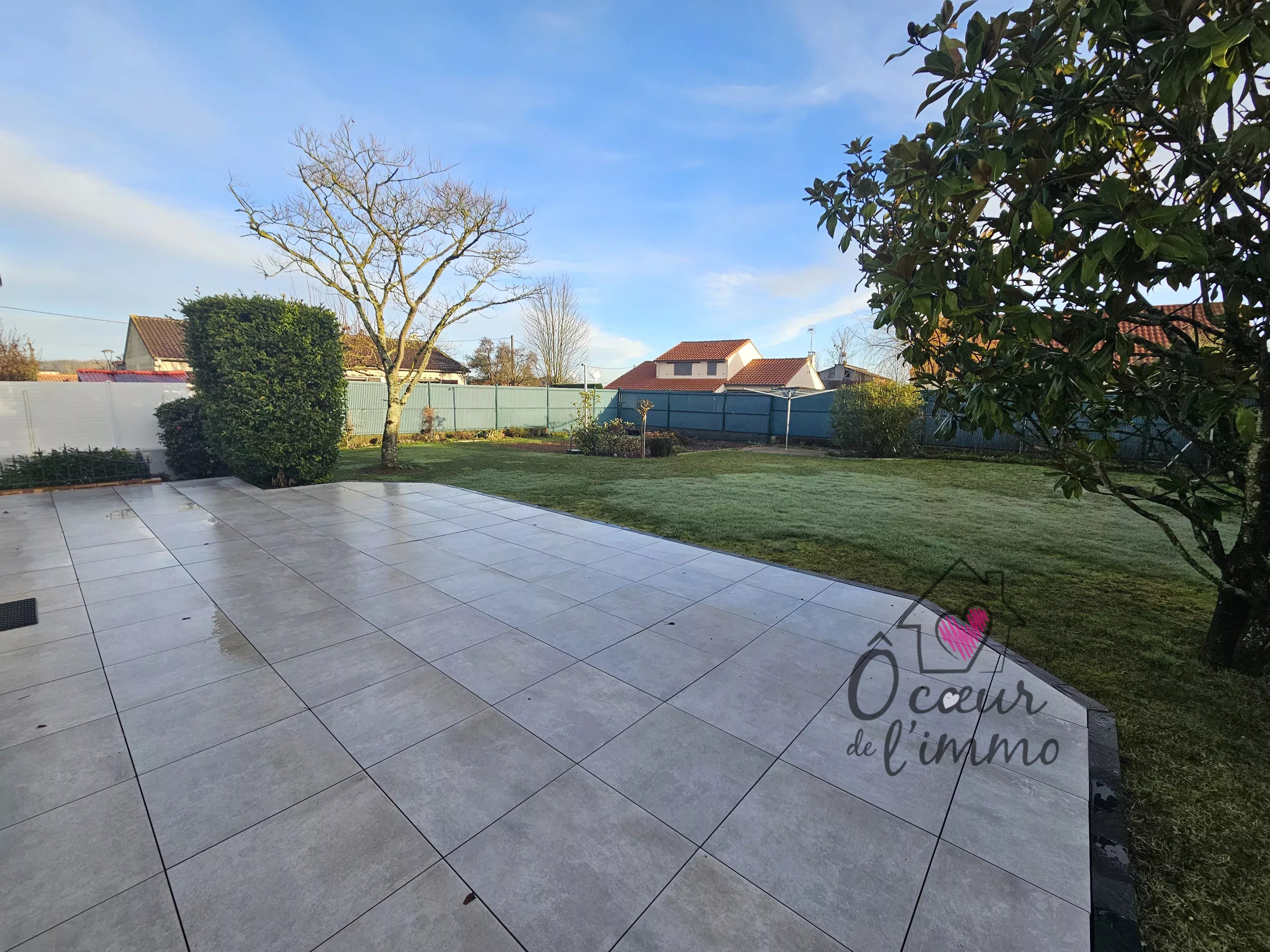 PAVILLON INDEPENDANT