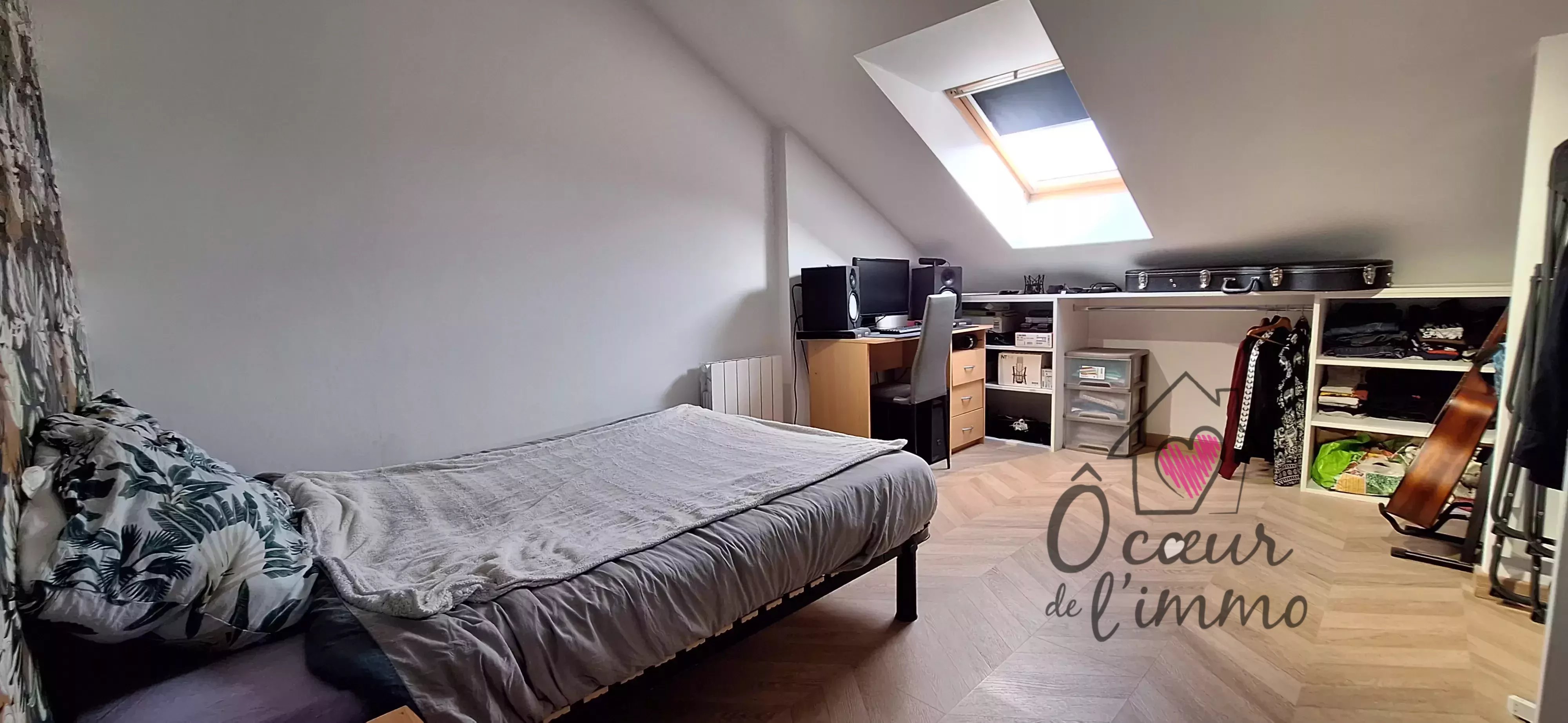 Appartement T2 de 2005 + stationnement privatif.