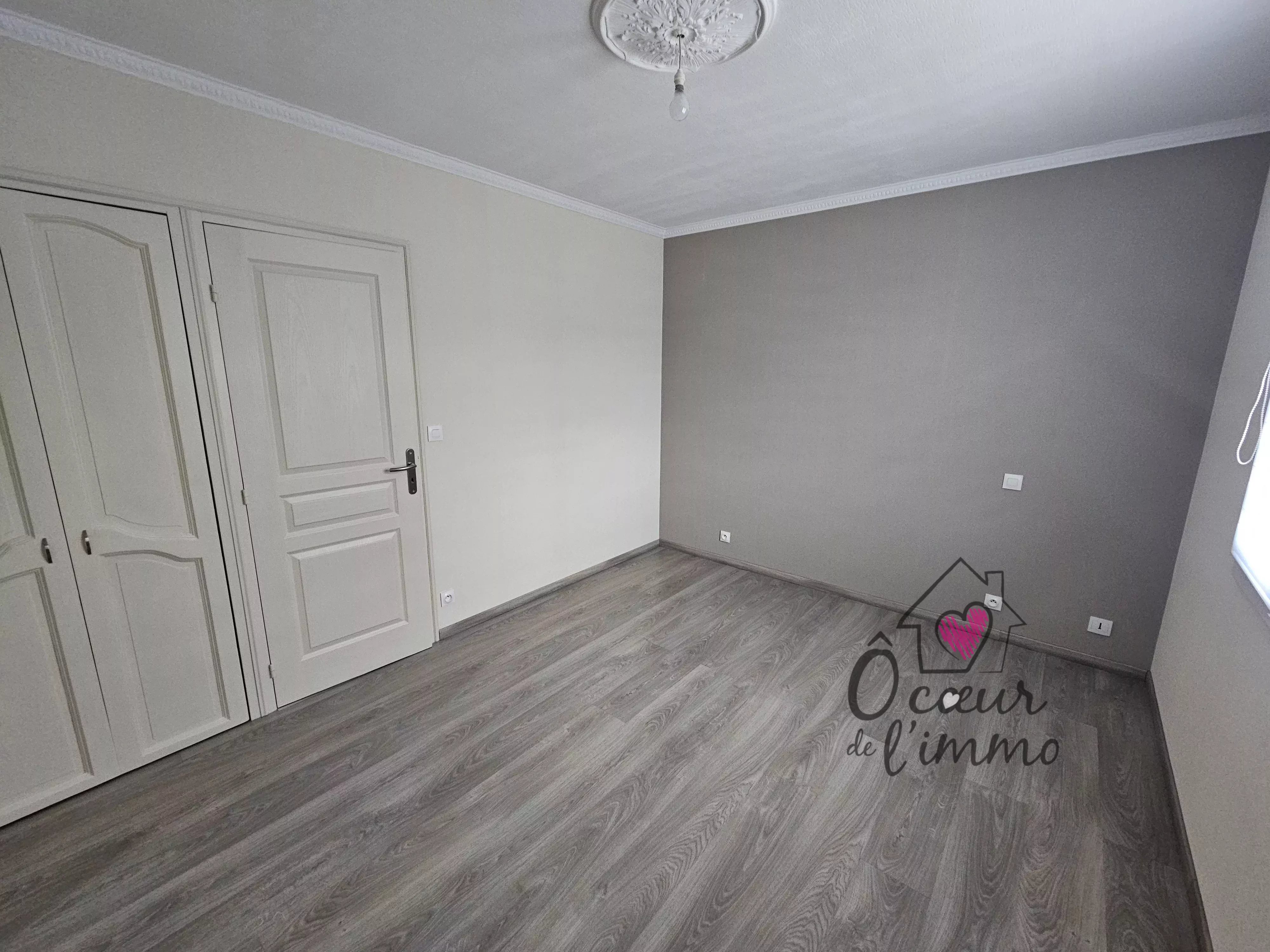 PAVILLON INDEPENDANT