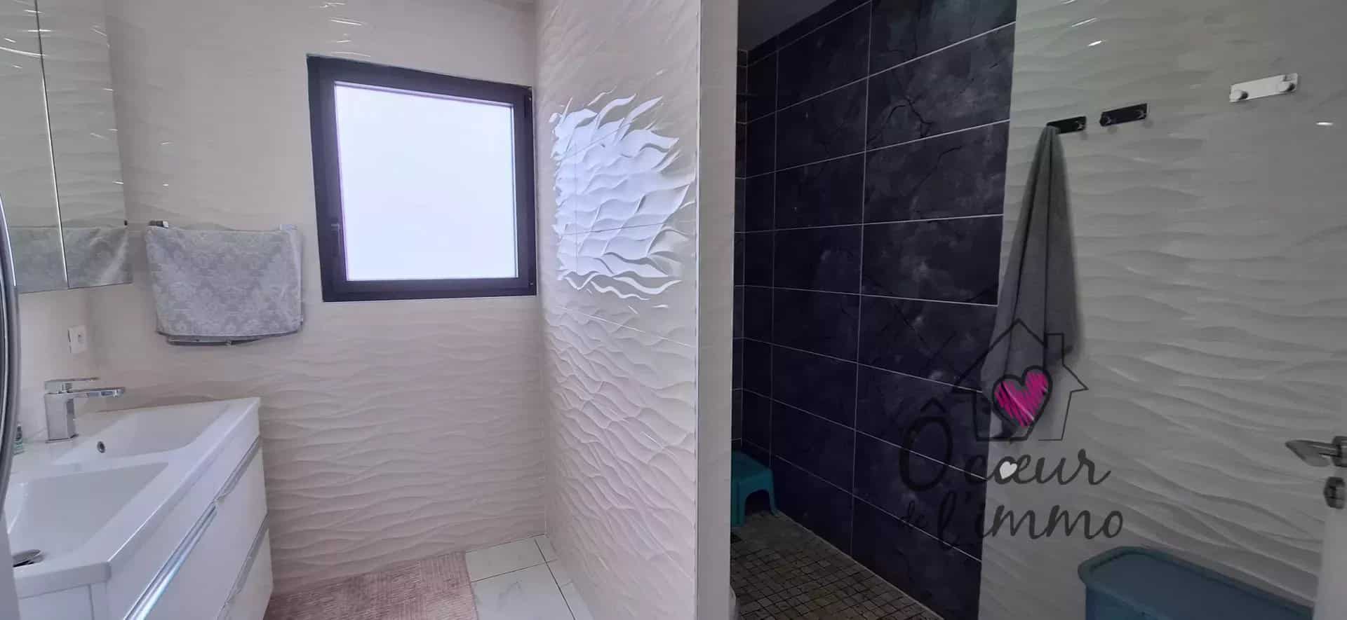 Maison moderne 136 m2 : 3 chambres