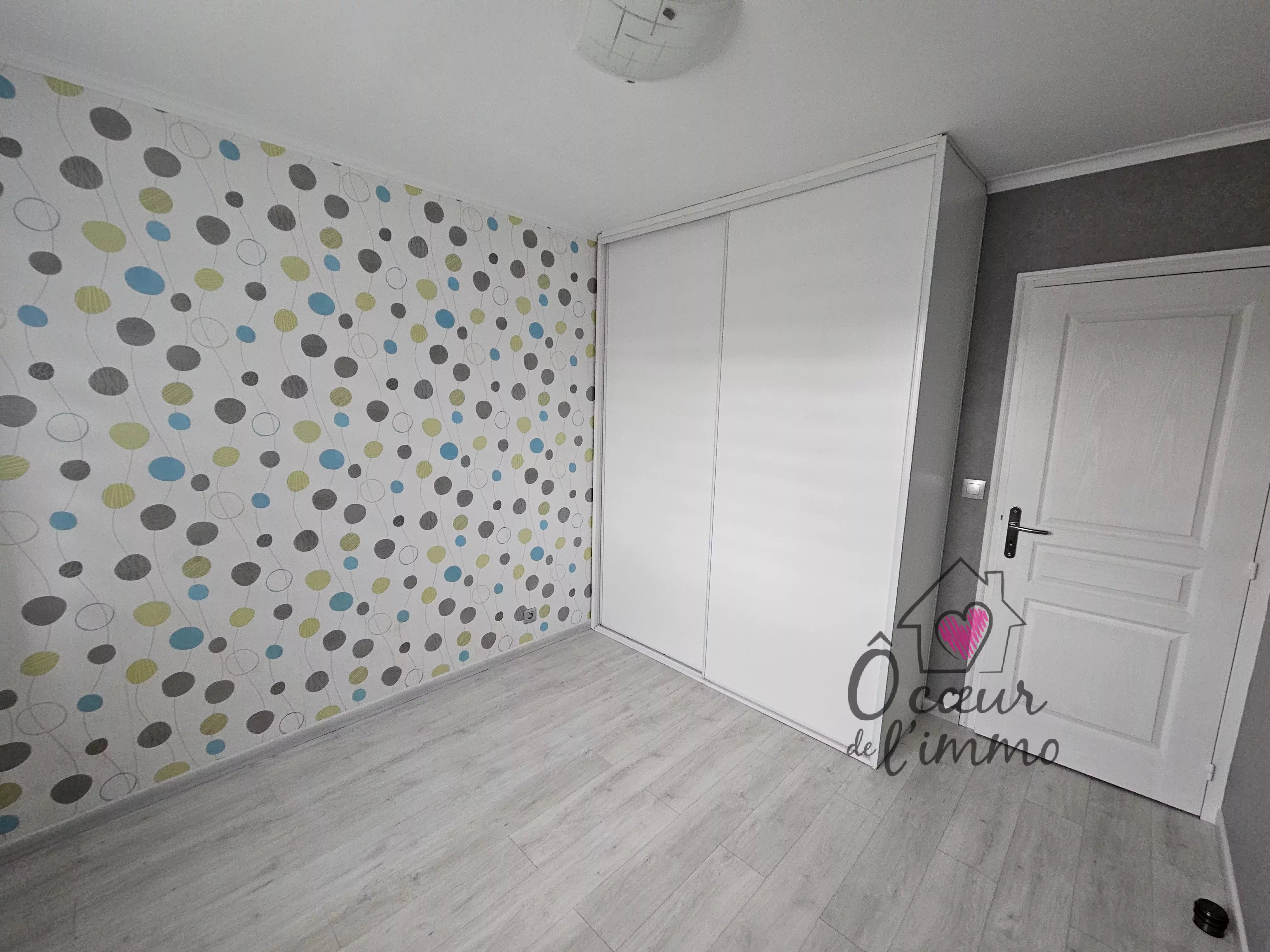 PAVILLON INDEPENDANT