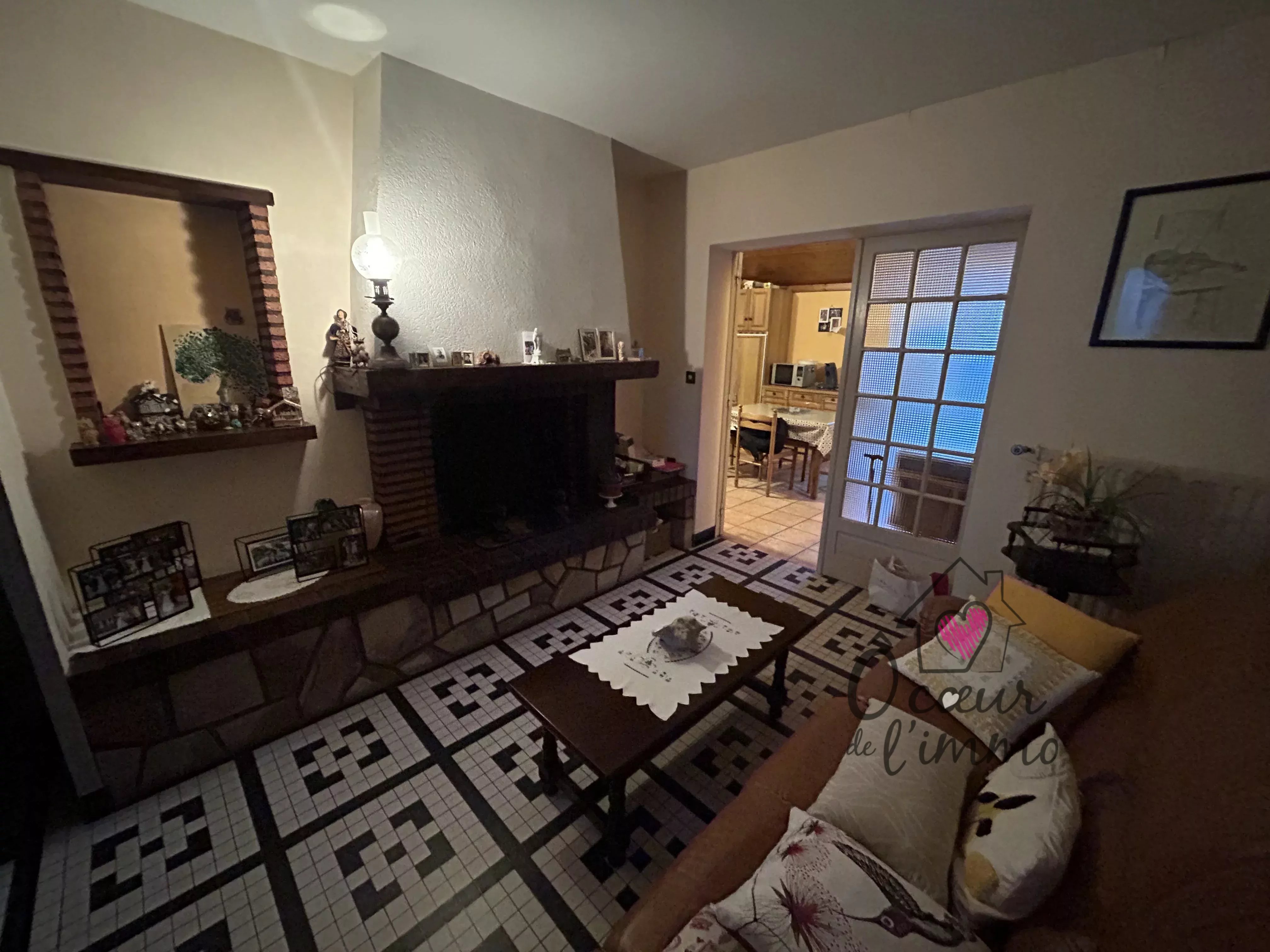 Maison et batiment de 160M²