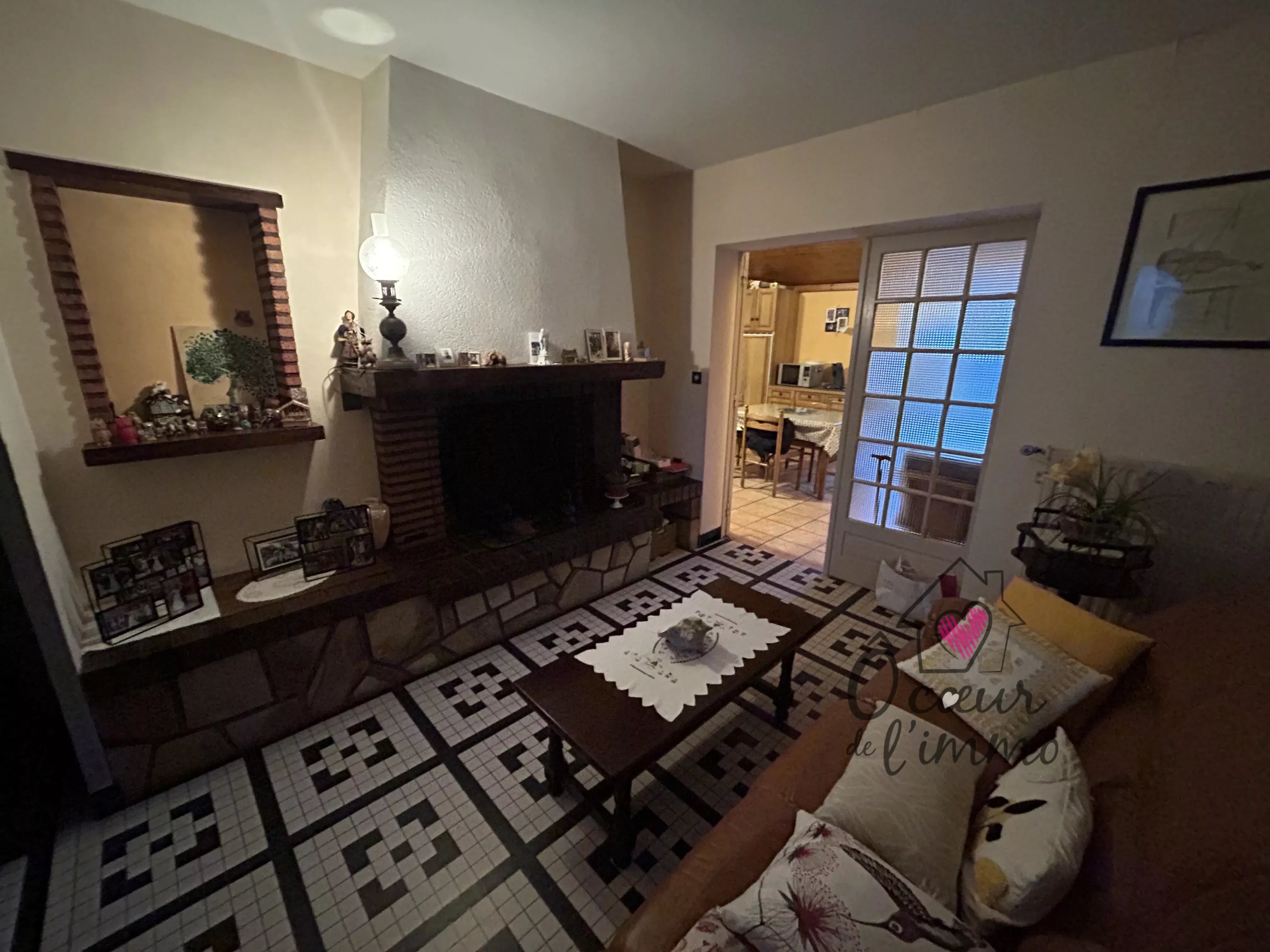 Maison et batiment de 160M²