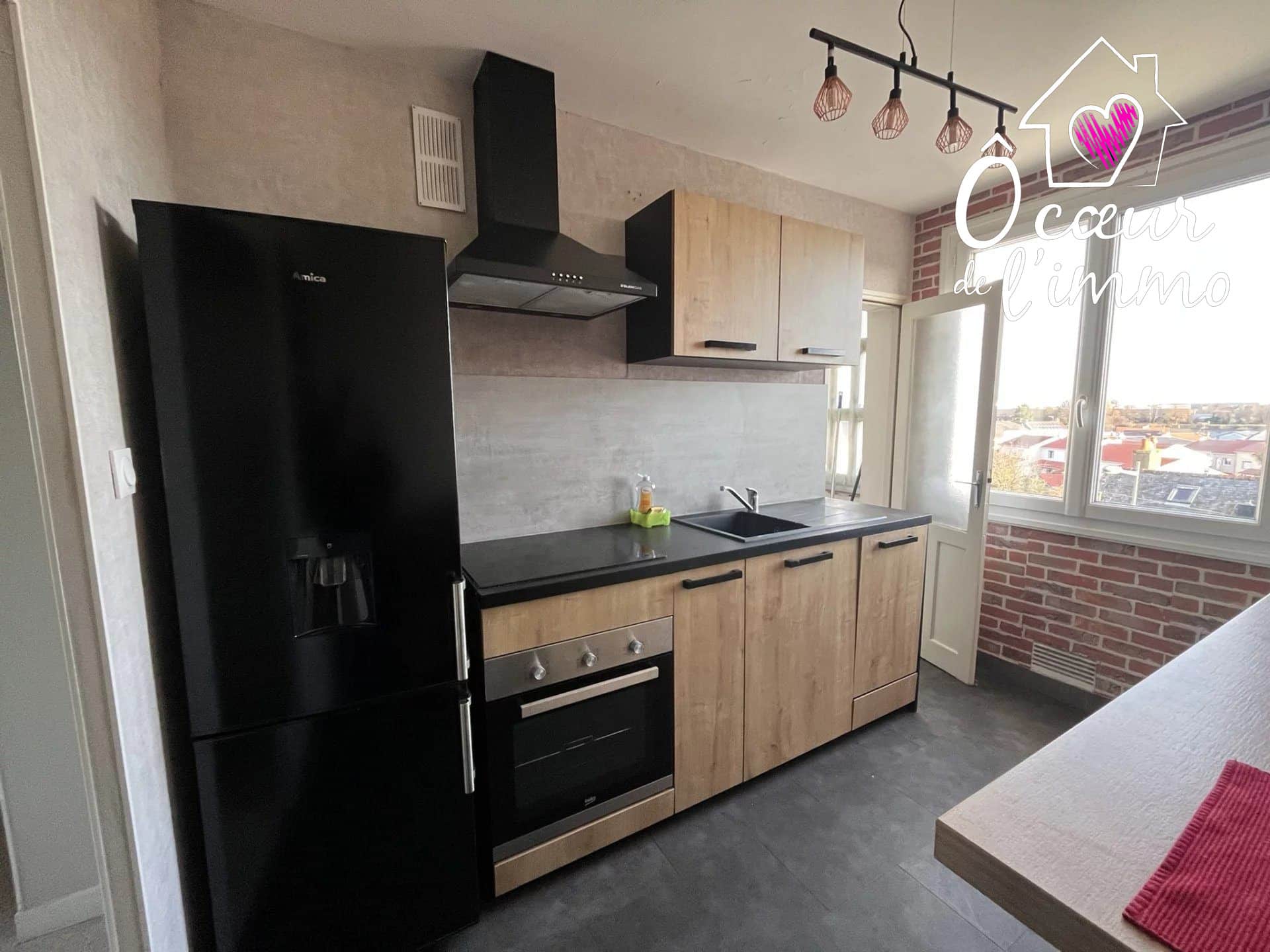 CHOLET APPARTEMENT T3 MEUBLE