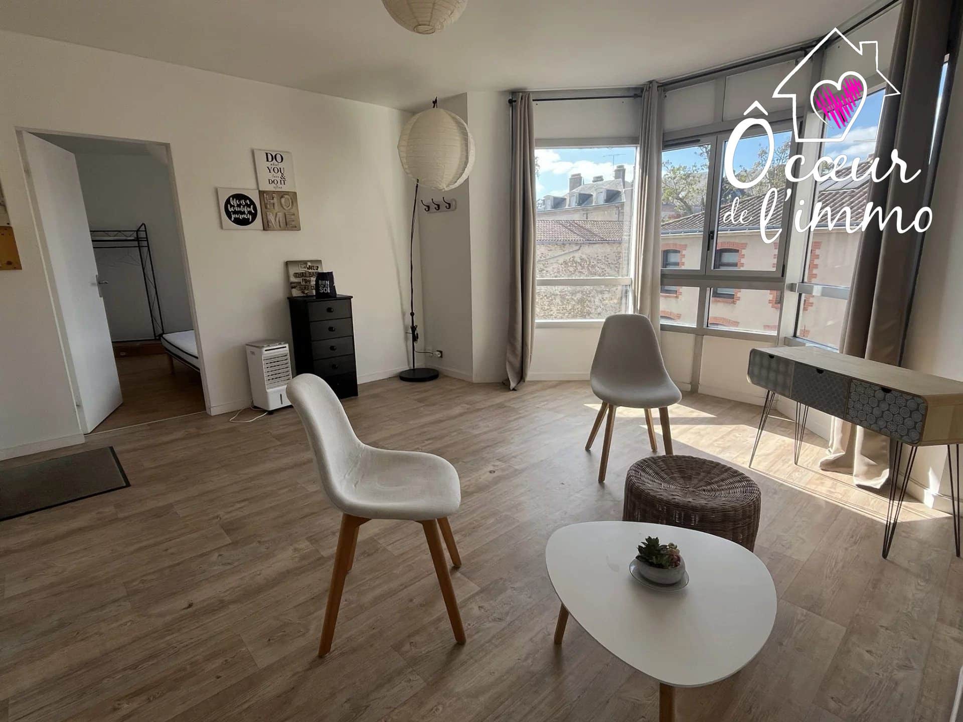 CENTRE VILLE CHOLET T2 MEUBLE