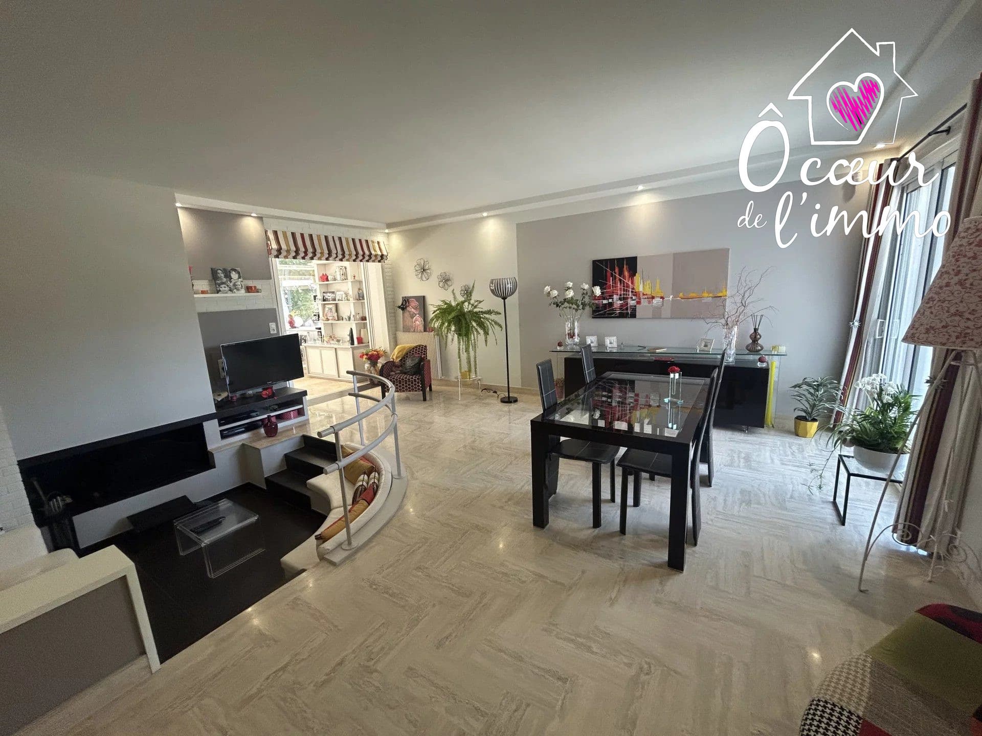 PROPRIÉTÉ AVEC ETANG