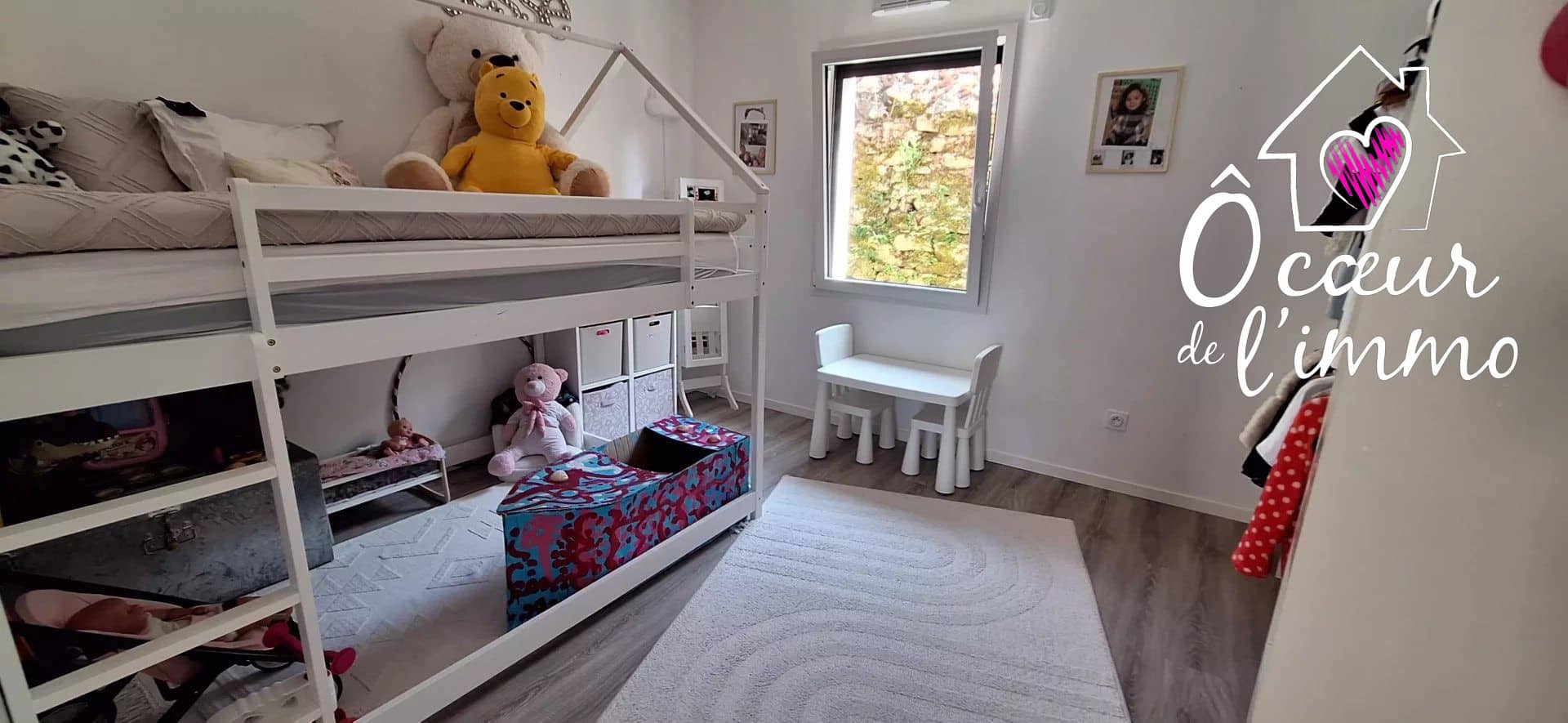 Plain pied : 4 chambres avec jardinet