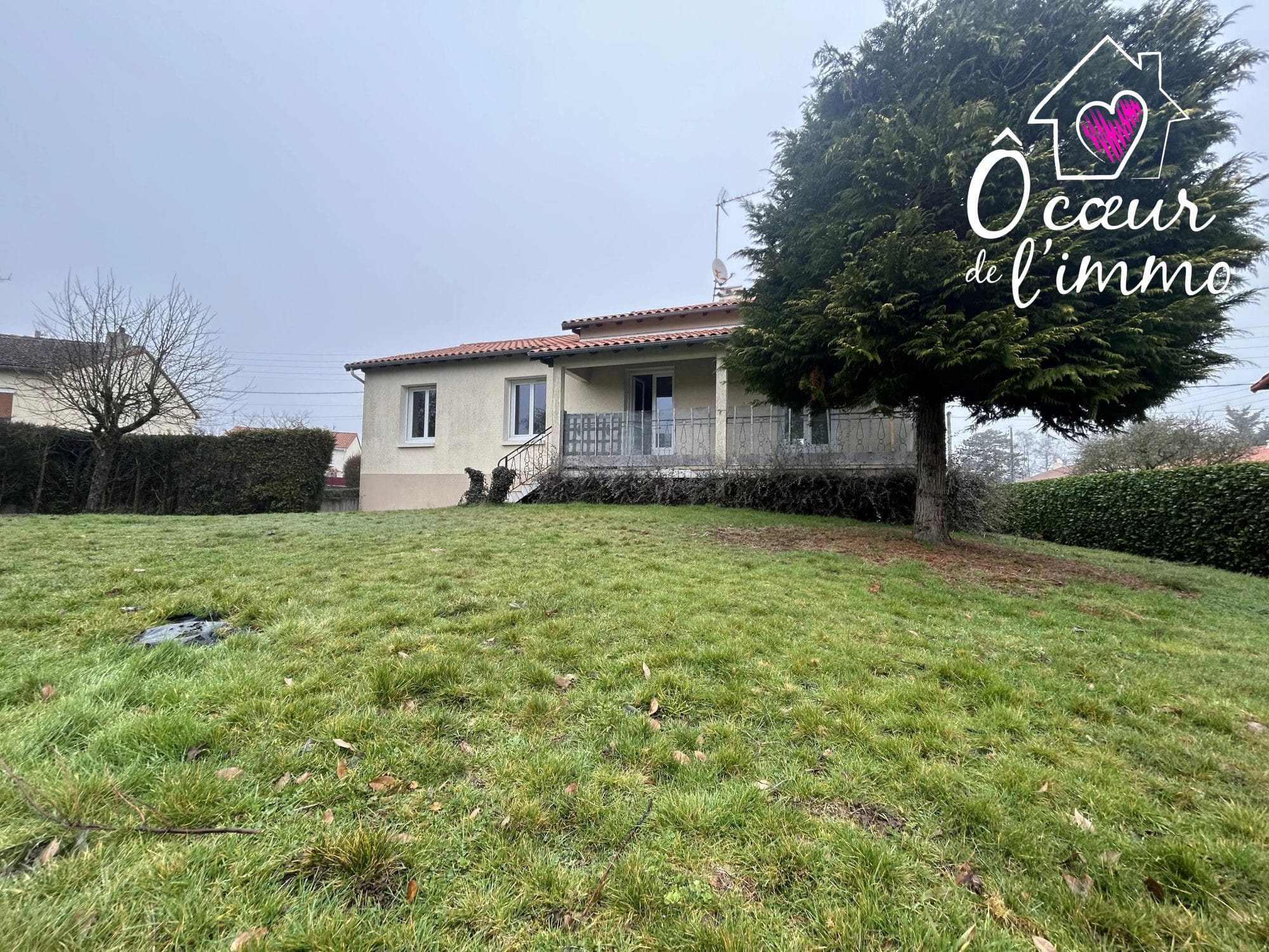 PAVILLON SUR SOUS SOL de 108M²