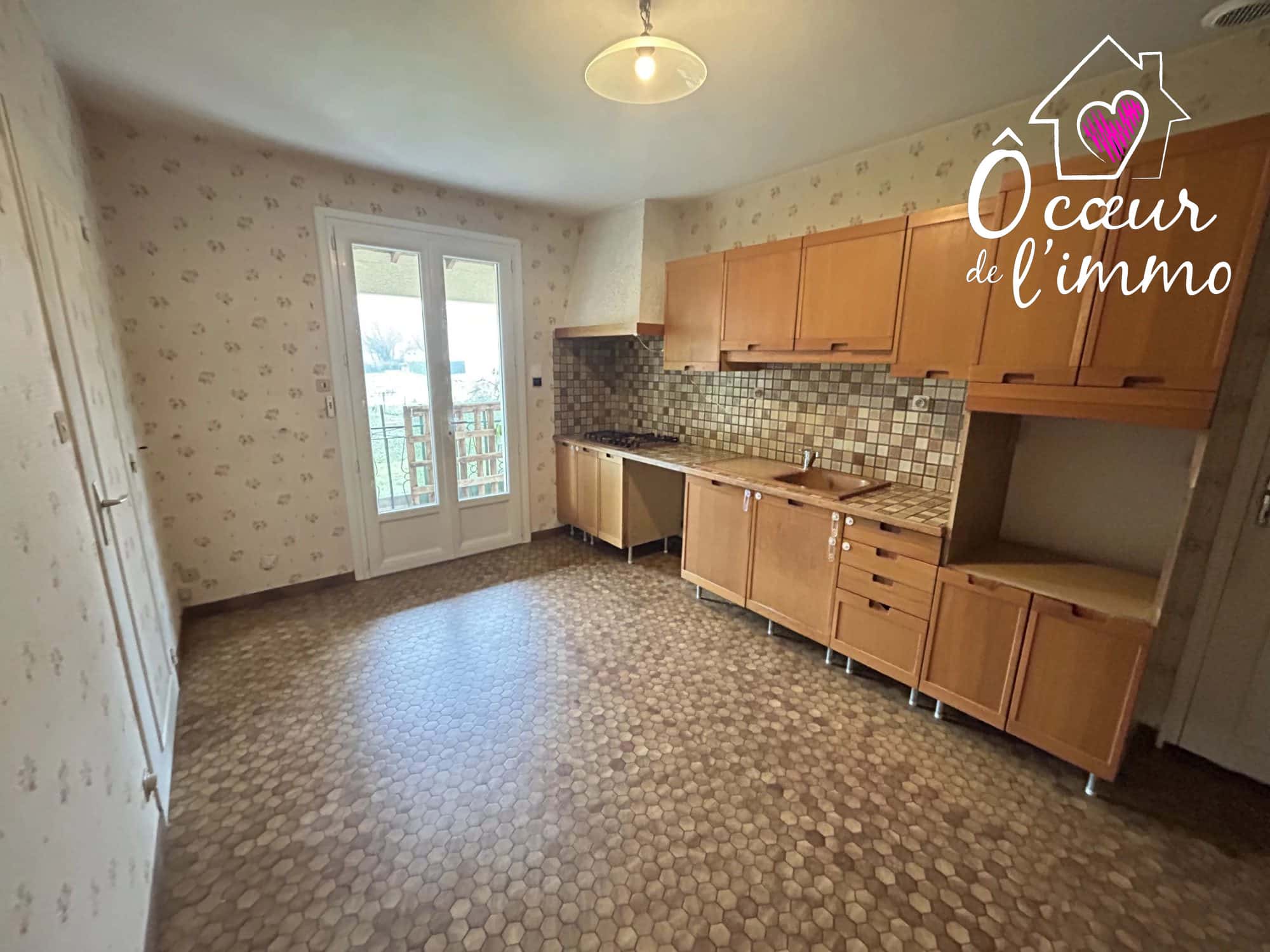 PAVILLON SUR SOUS SOL de 108M²