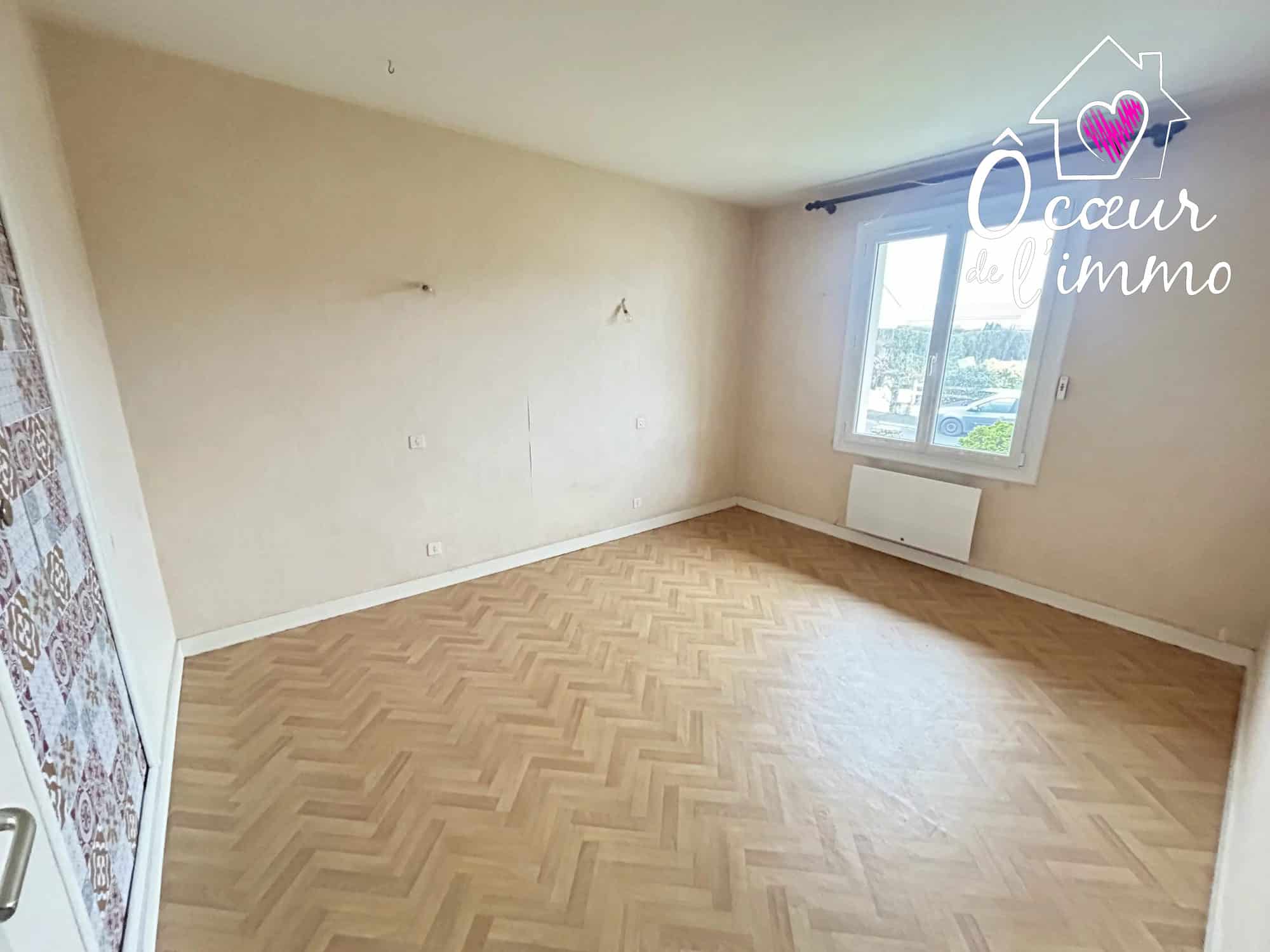 PAVILLON SUR SOUS SOL de 108M²