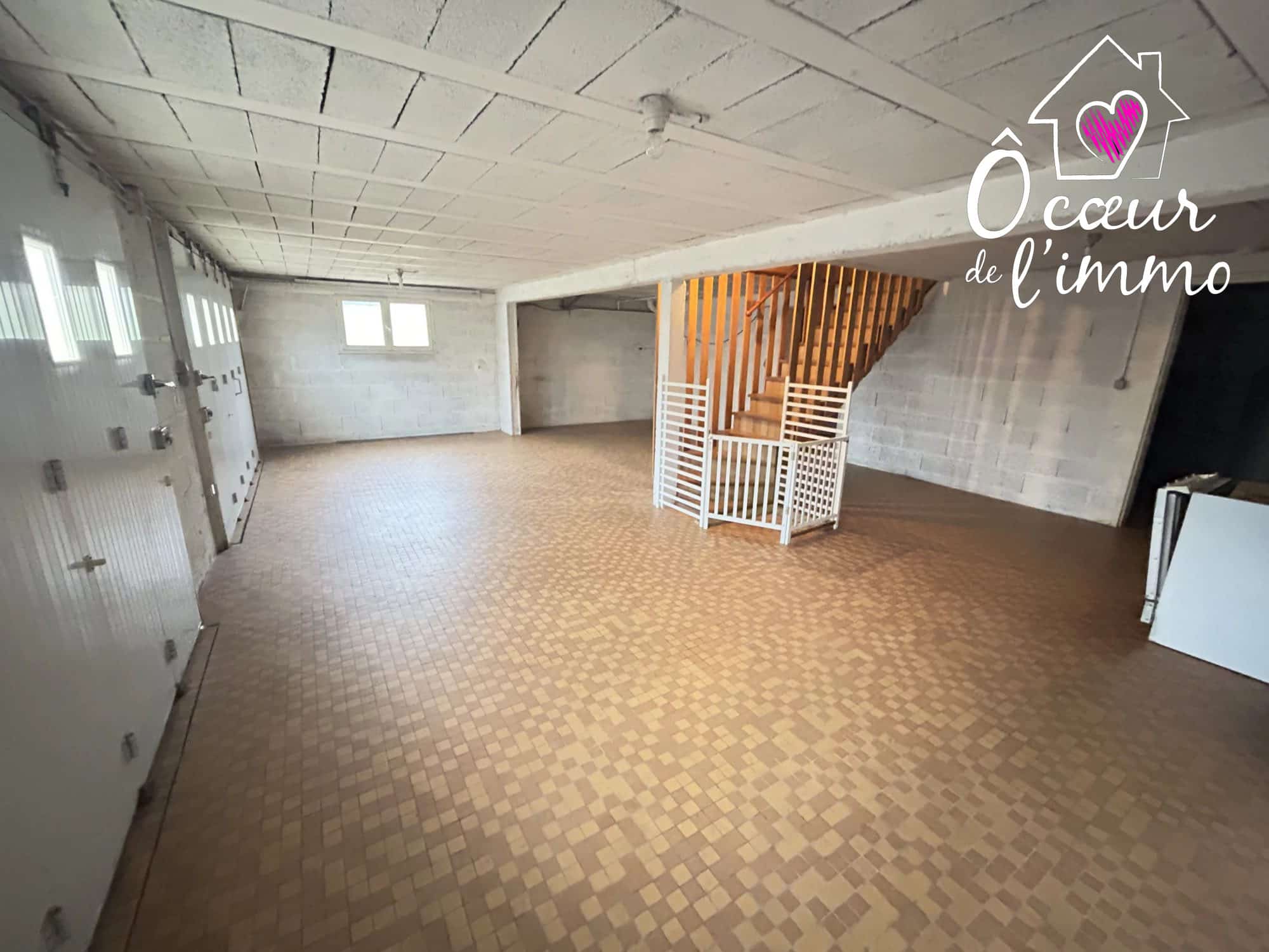 PAVILLON SUR SOUS SOL de 108M²