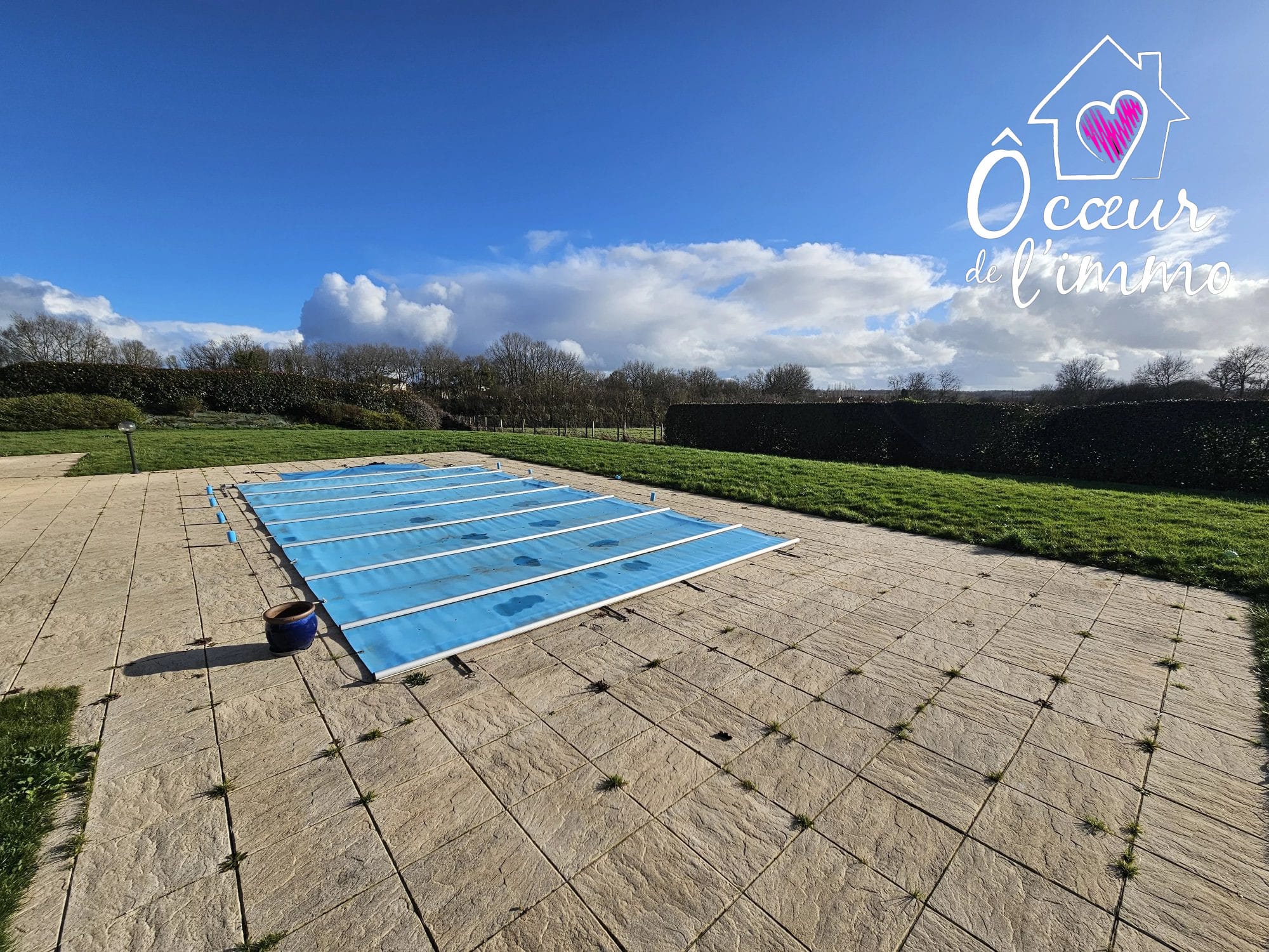 PAVILLON INDEPENDANT