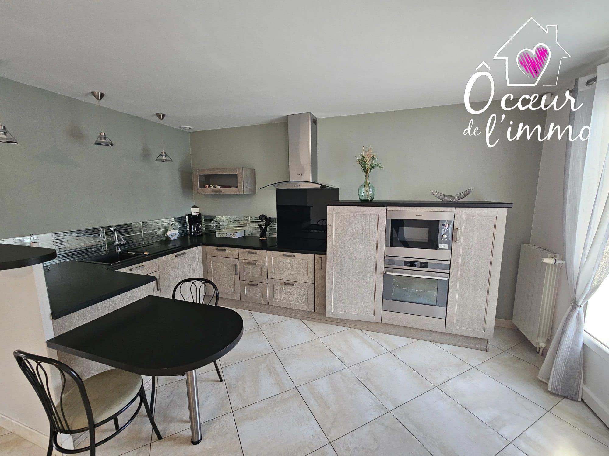 PAVILLON INDEPENDANT