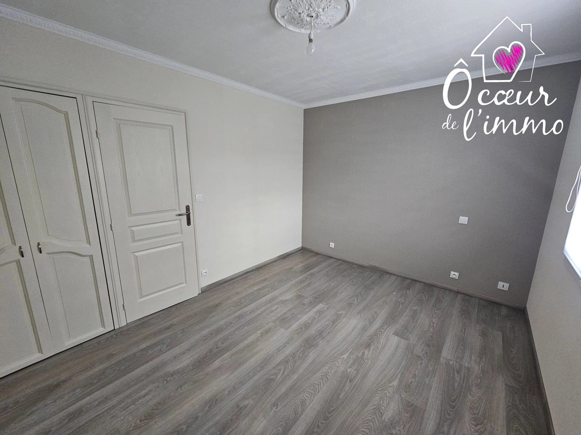 PAVILLON INDEPENDANT