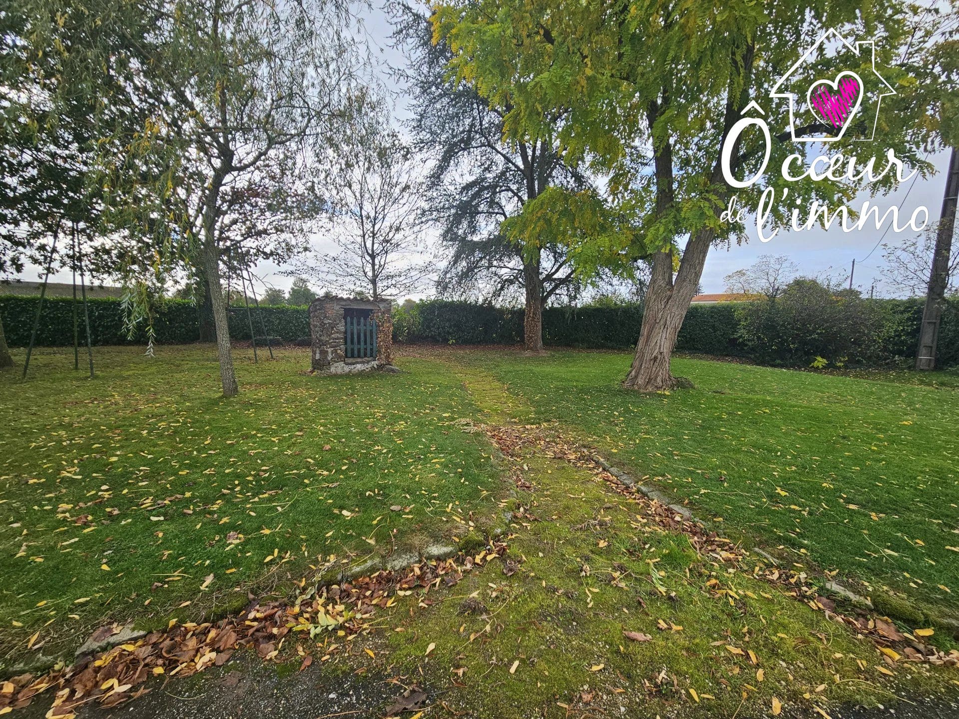 LONGERE 262M² SUR 3000M² de TERRAIN