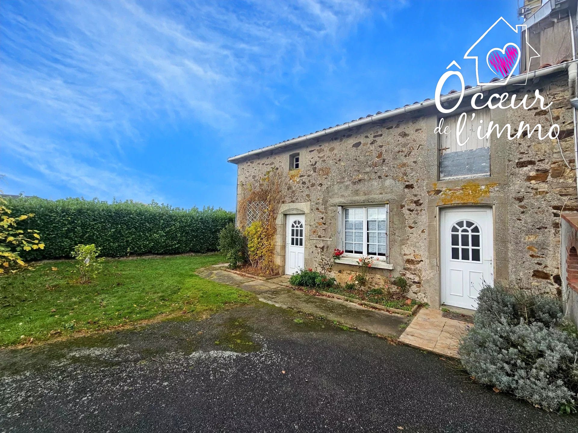 LONGERE 262M² SUR 3000M² de TERRAIN