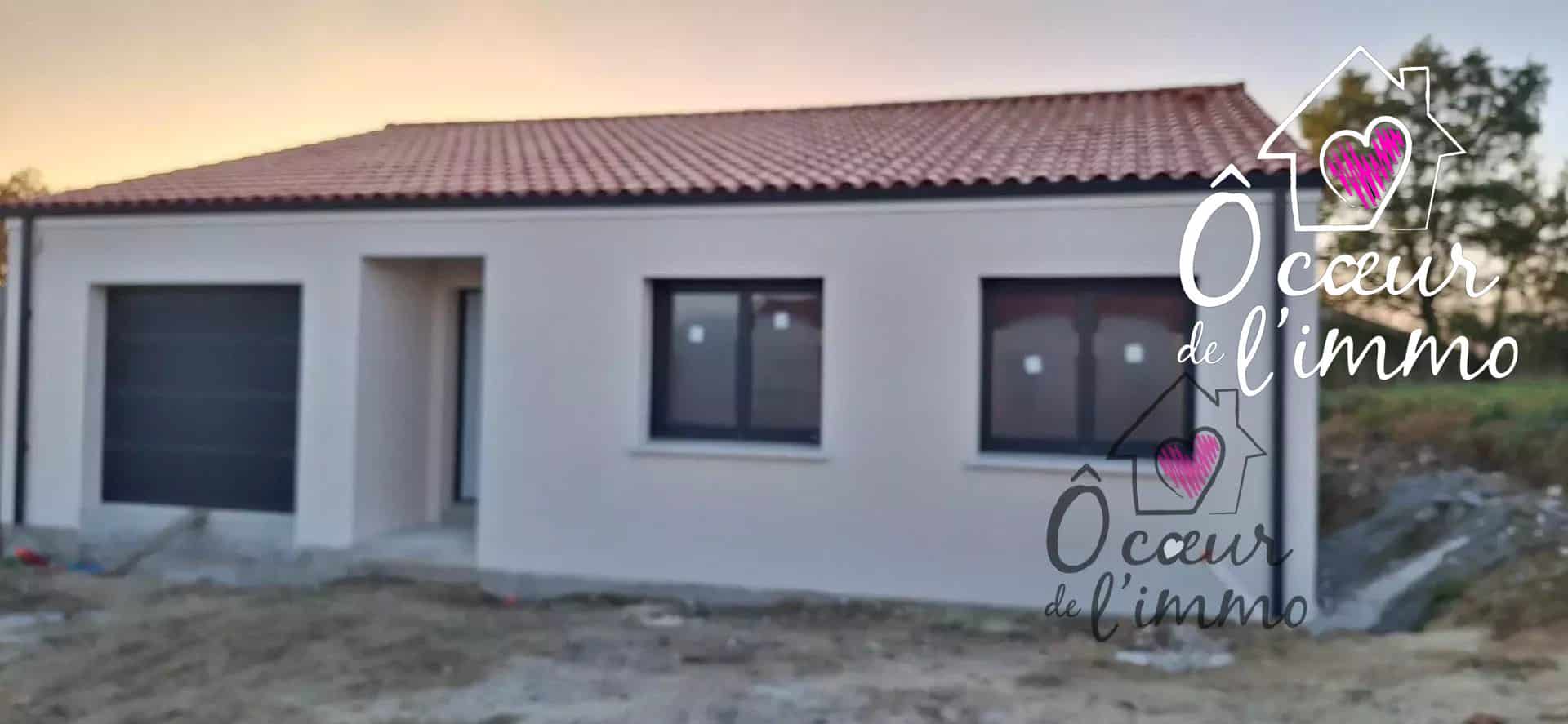 Beau plain pied : 3 chambres de 115 m2 + 1 garage.