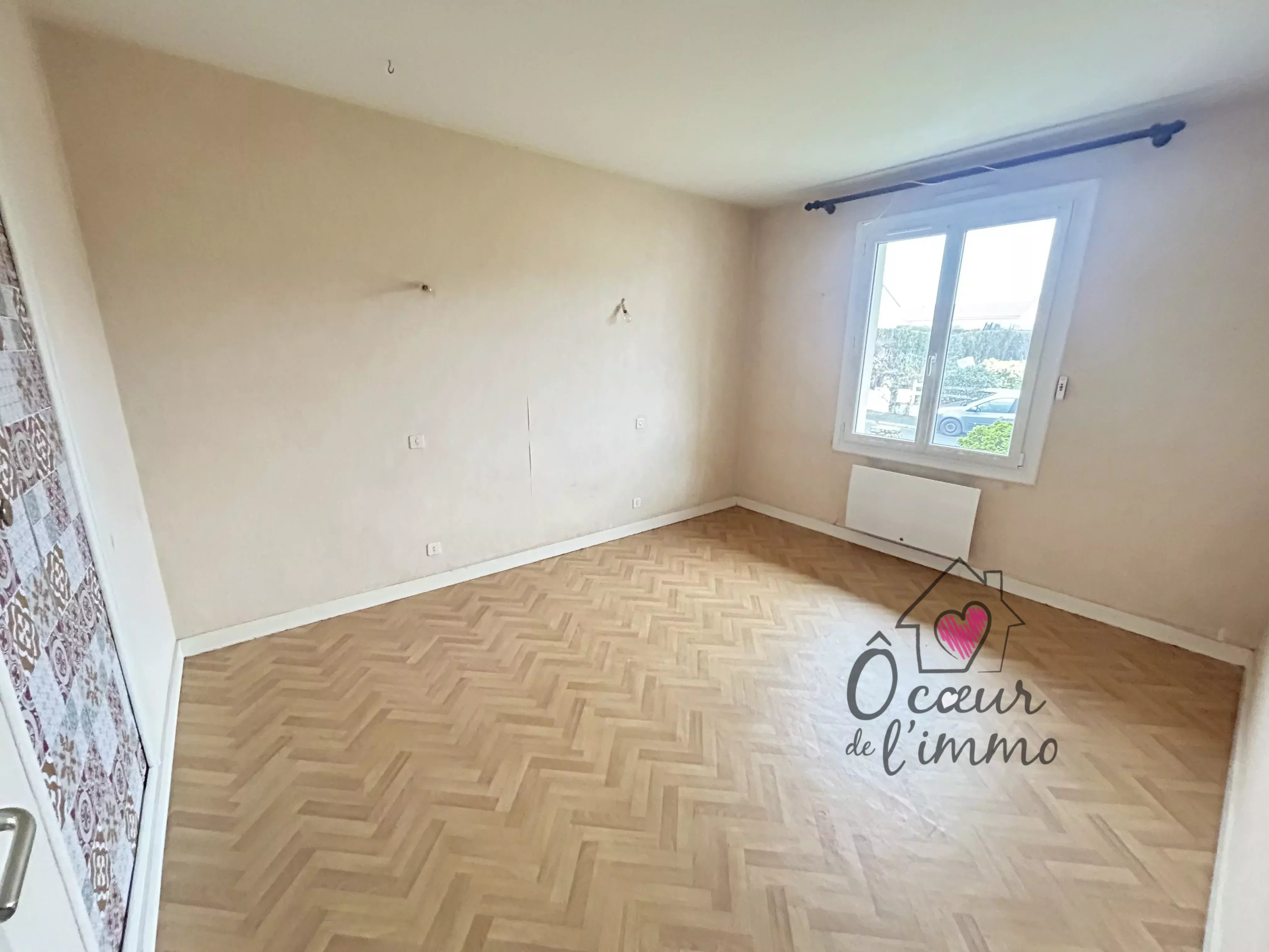 PAVILLON SUR SOUS SOL de 108M²